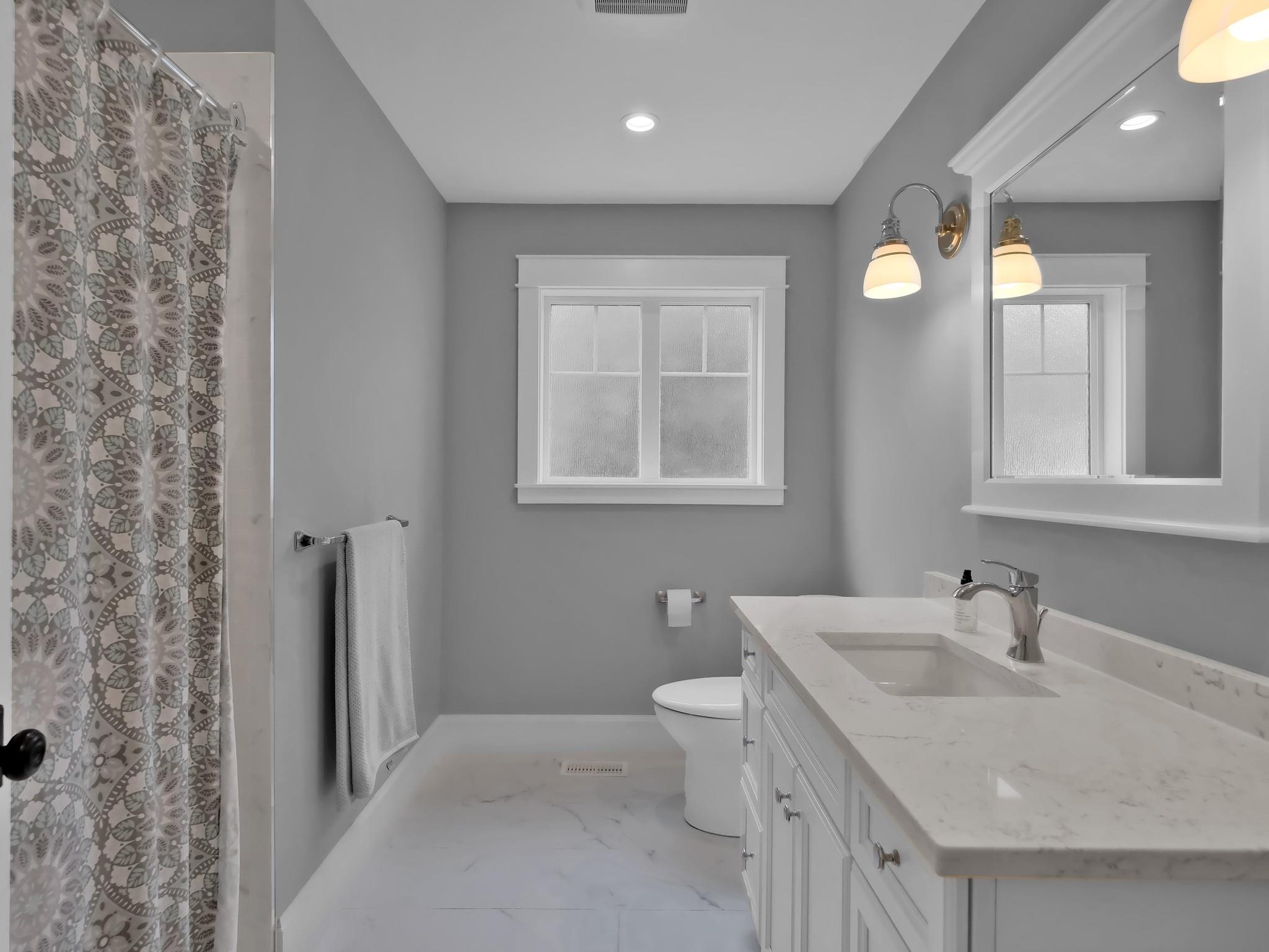 552 Pineview Drive Kaleden V0H 1K0