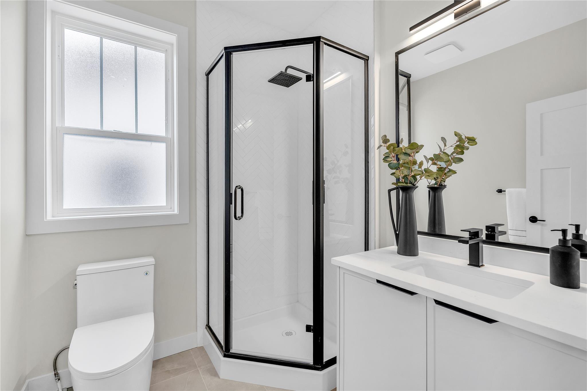 784 Argyle Street 108 Penticton V2A 0J6