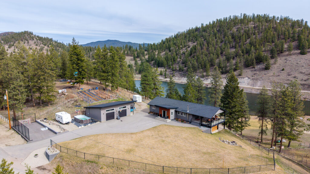 163 Farleigh Lake Road Penticton V2A 0E6