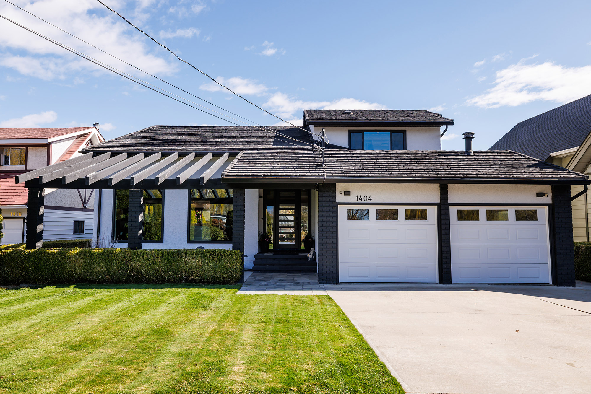 1404 Green Bay Road West Kelowna V4T 2B8