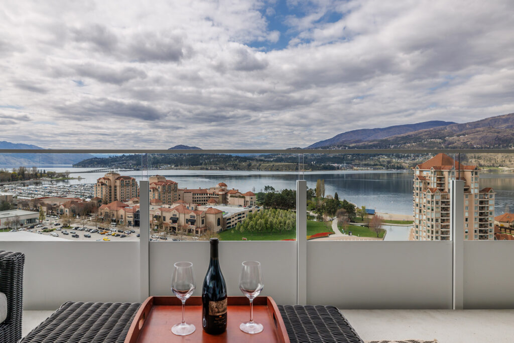 1191 Sunset Drive 1503 Kelowna V1Y 0J4