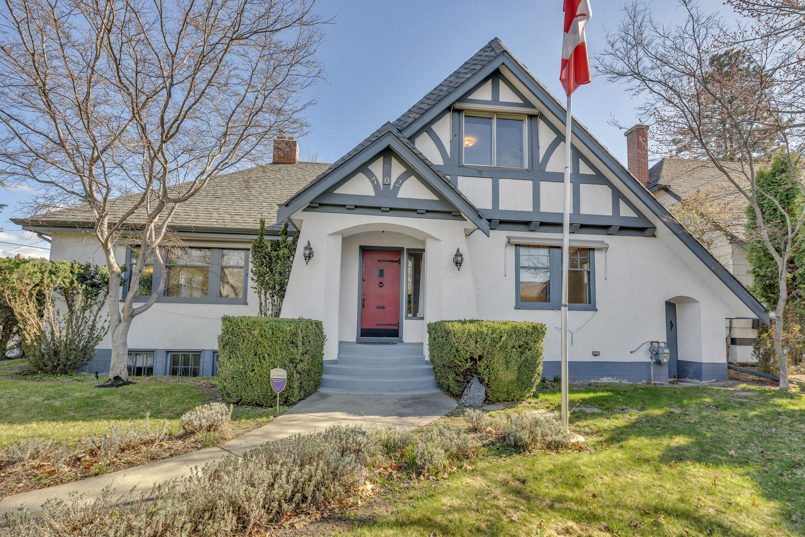 702 Winnipeg Street Penticton V2A 5N3
