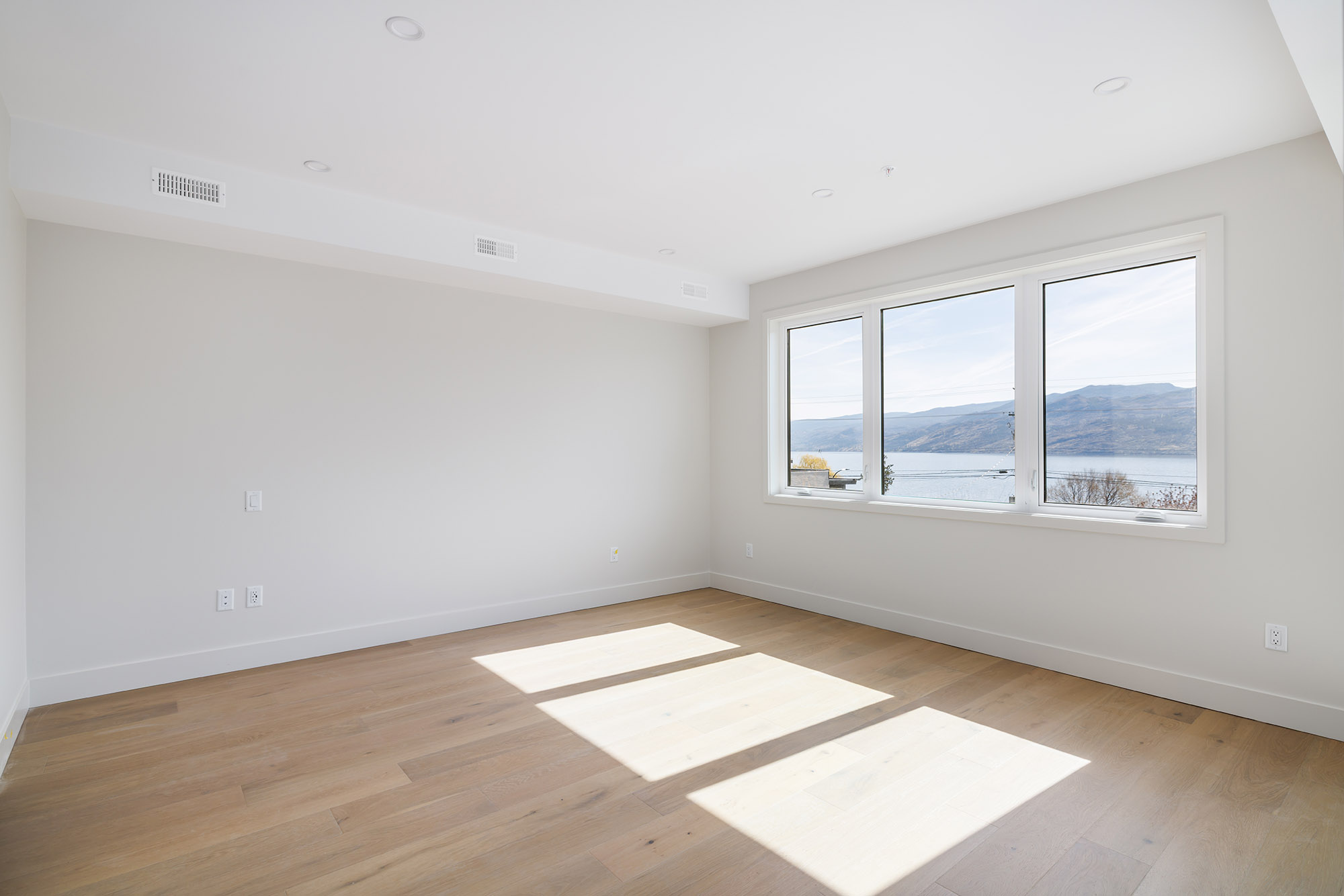 5304 Buchanan Road 102 Peachland V0H 1X1