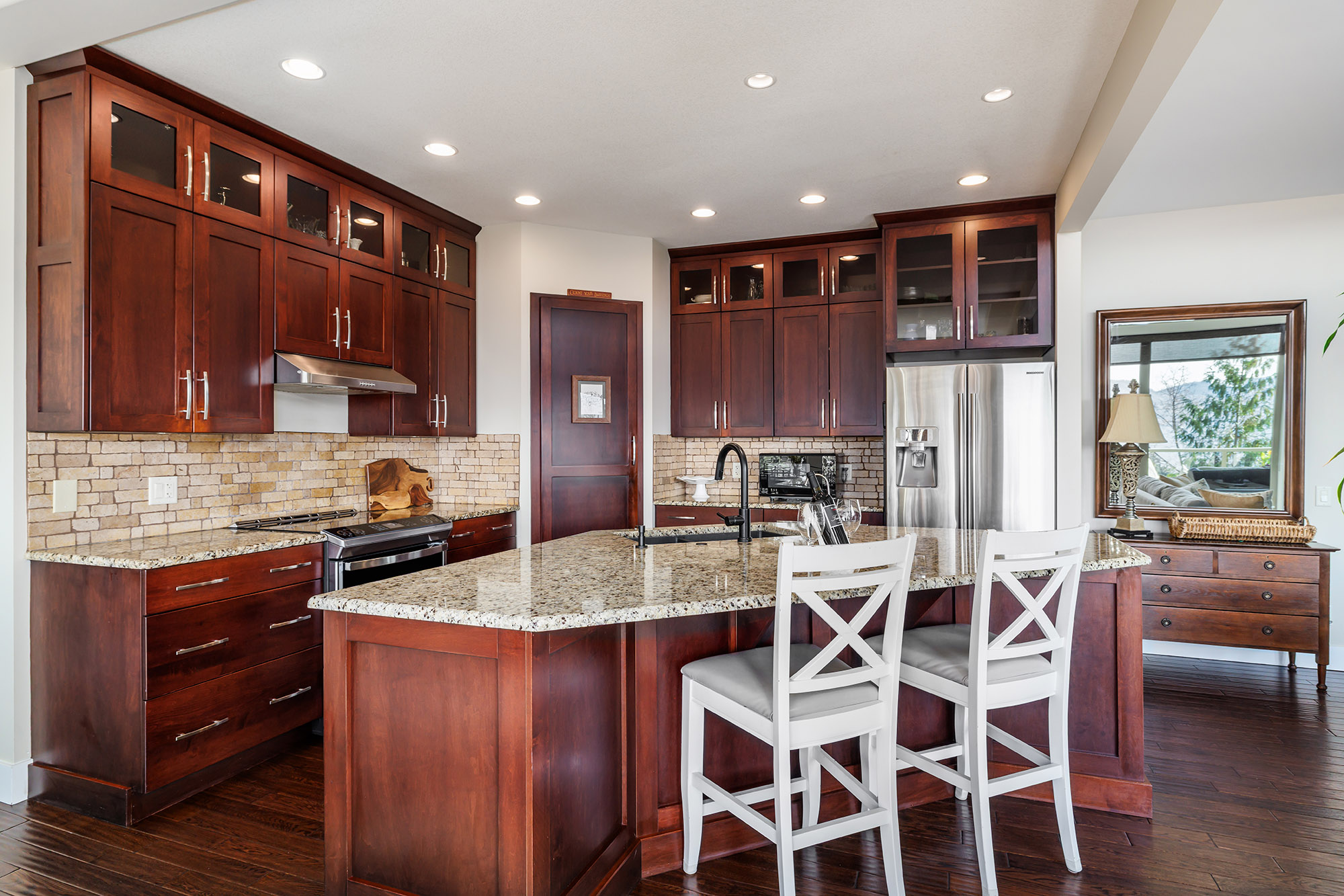 5987 Meldrum Place Peachland V0H 1X4