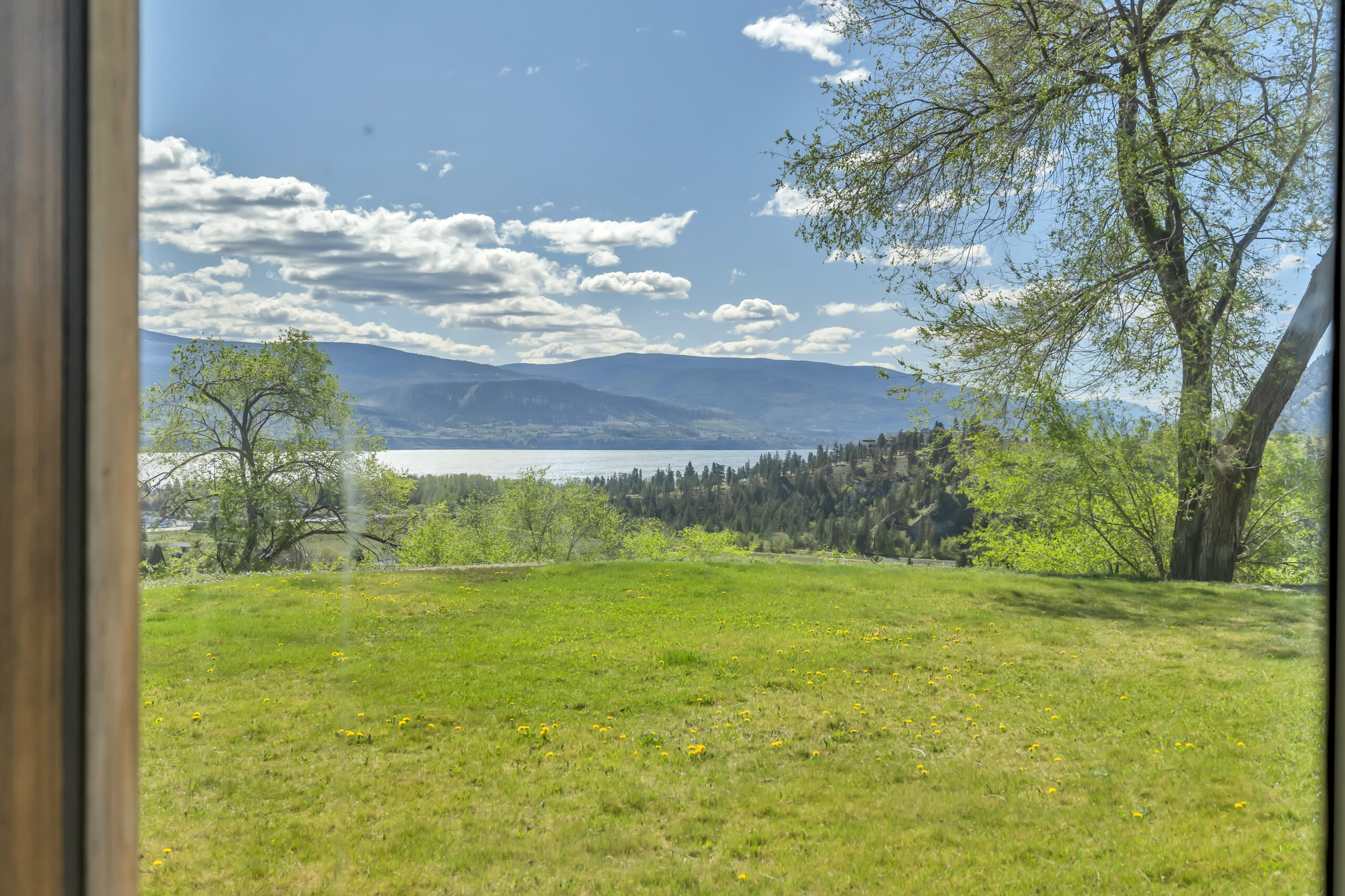 3909 Gartrell Road Summerland V0H 1Z4