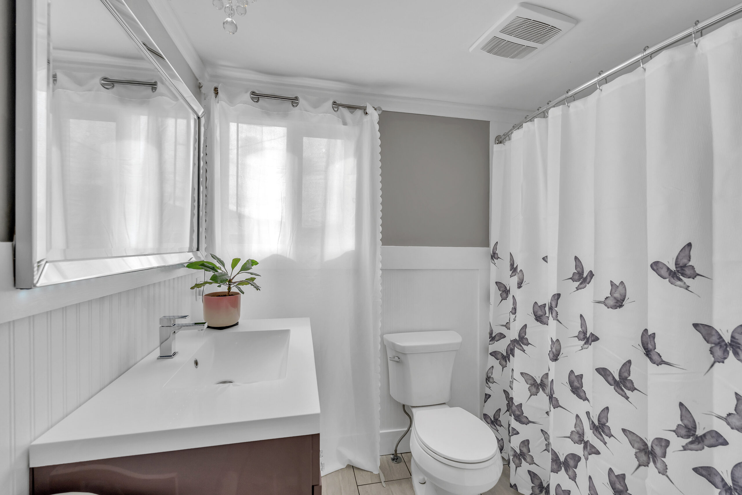 5899 Okanagan Street Oliver V0H 1T0