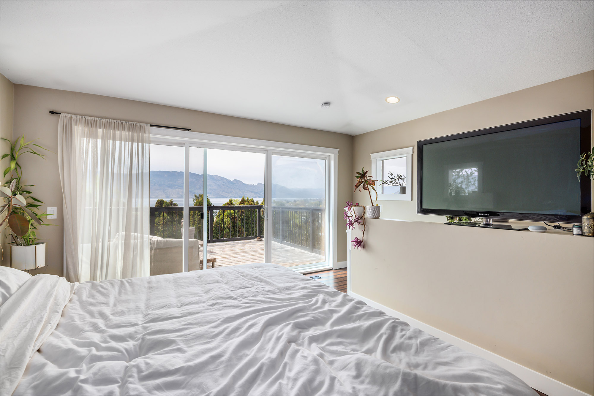 1185 Sunnyside Road West Kelowna V1Z 2S5