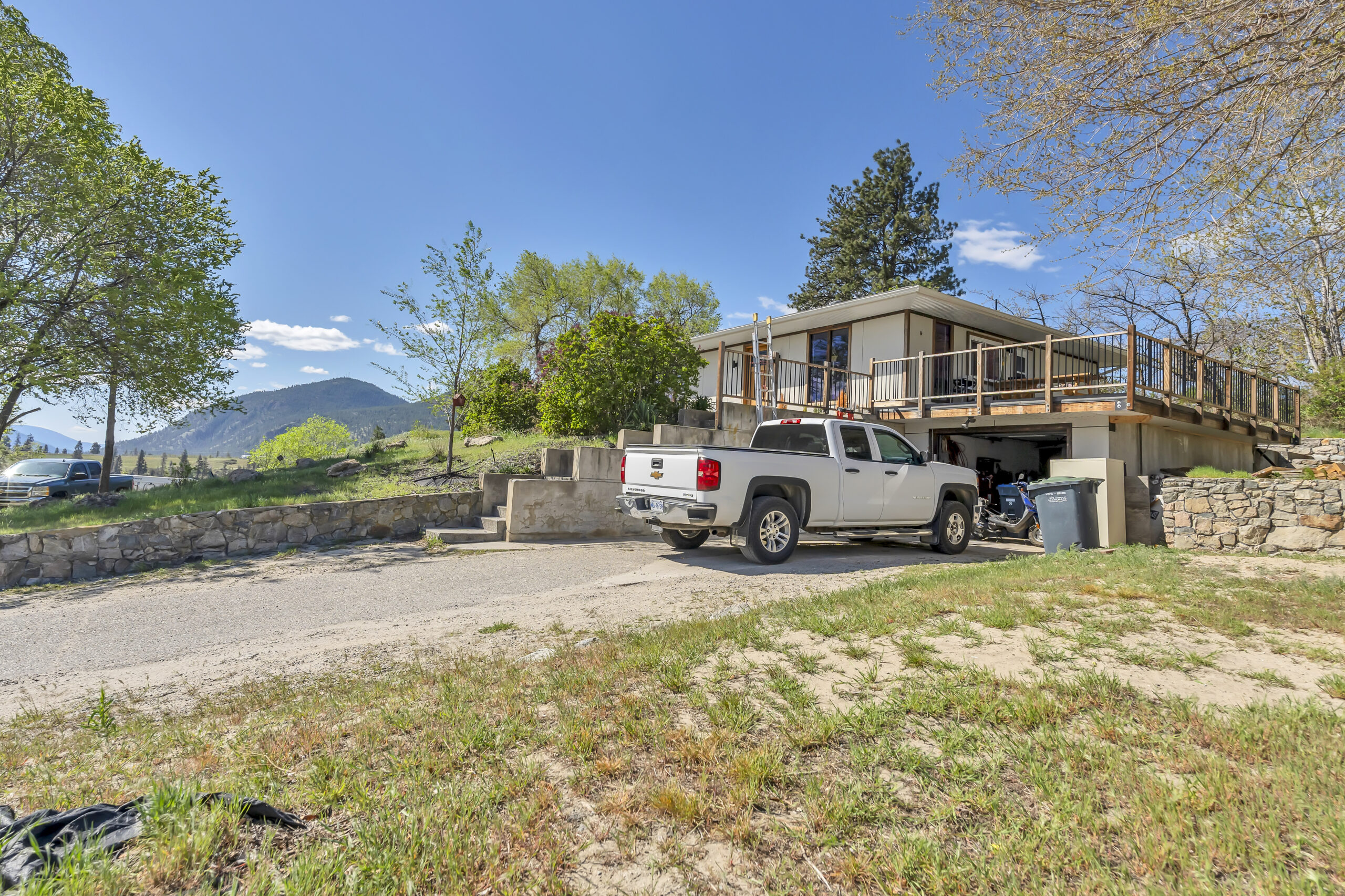 3909 Gartrell Road Summerland V0H 1Z4