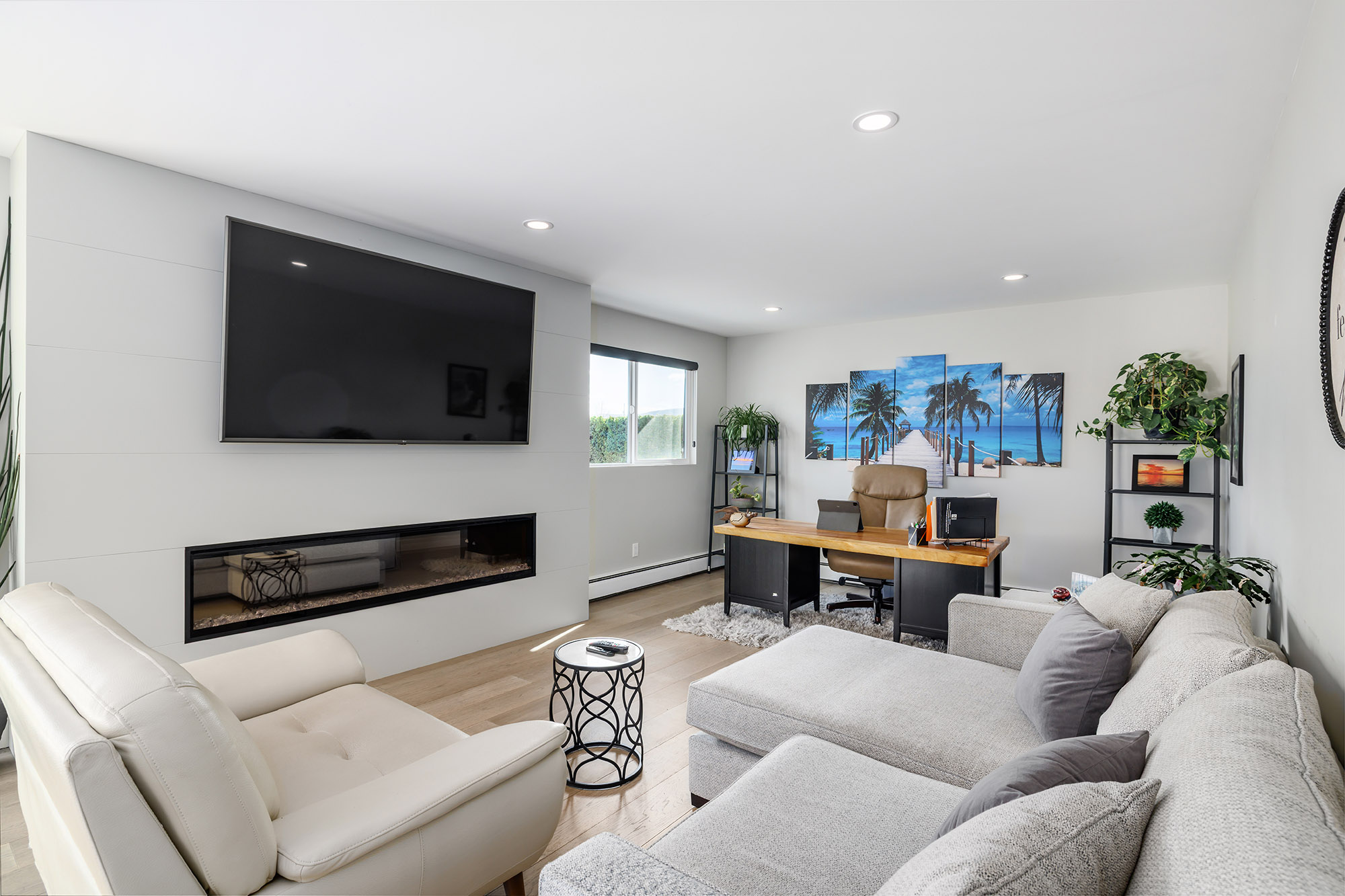 1404 Green Bay Road West Kelowna V4T 2B8