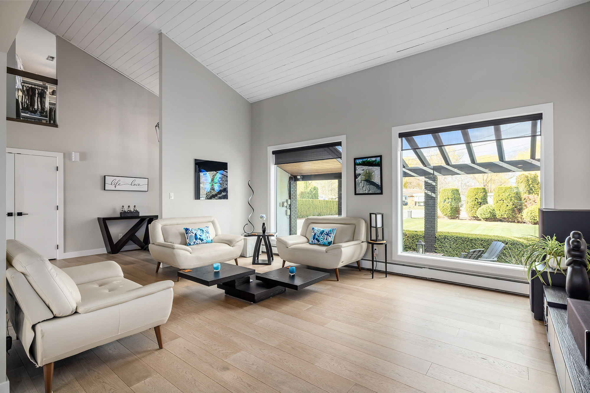 1404 Green Bay Road West Kelowna V4T 2B8