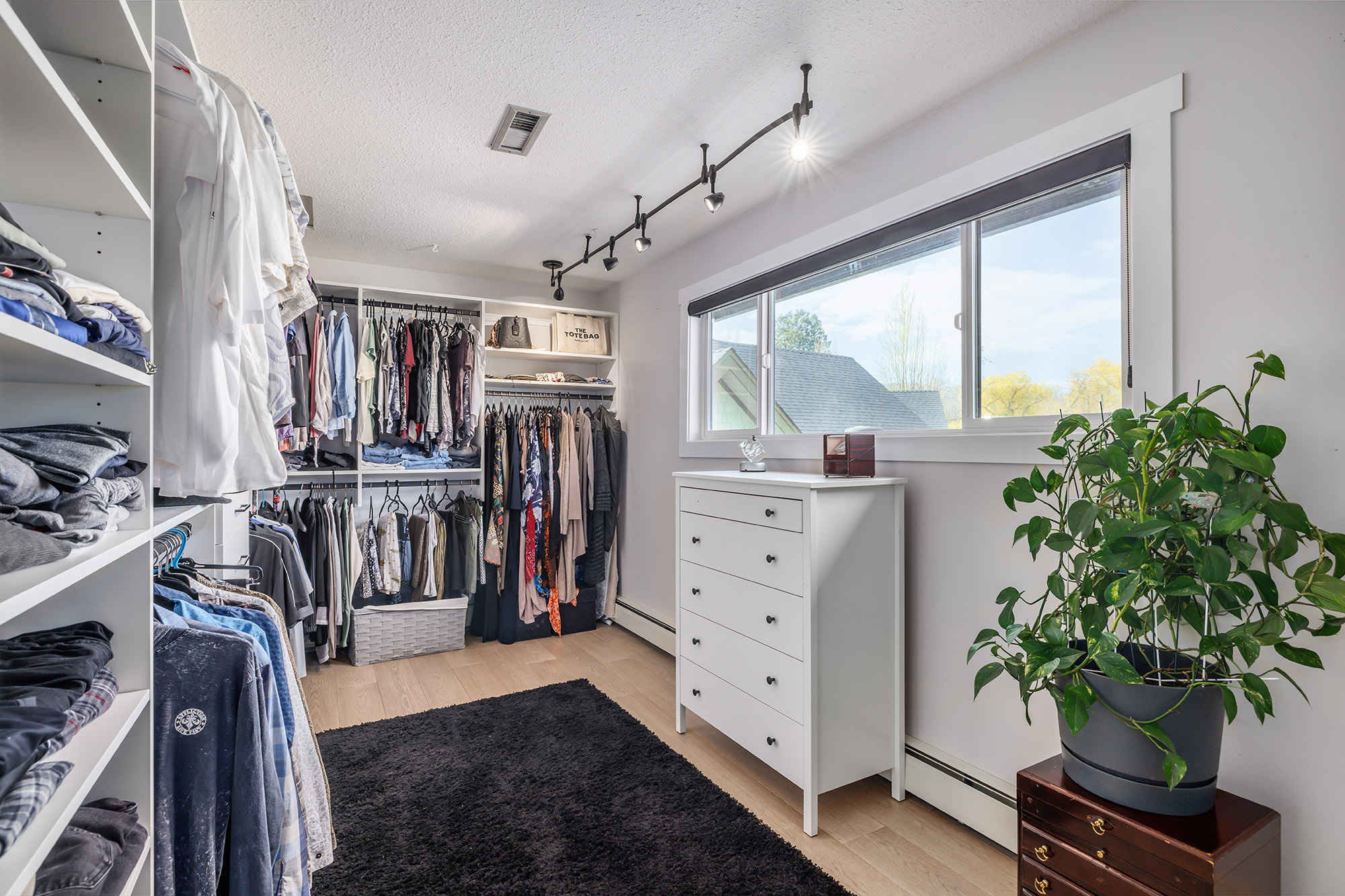1404 Green Bay Road West Kelowna V4T 2B8