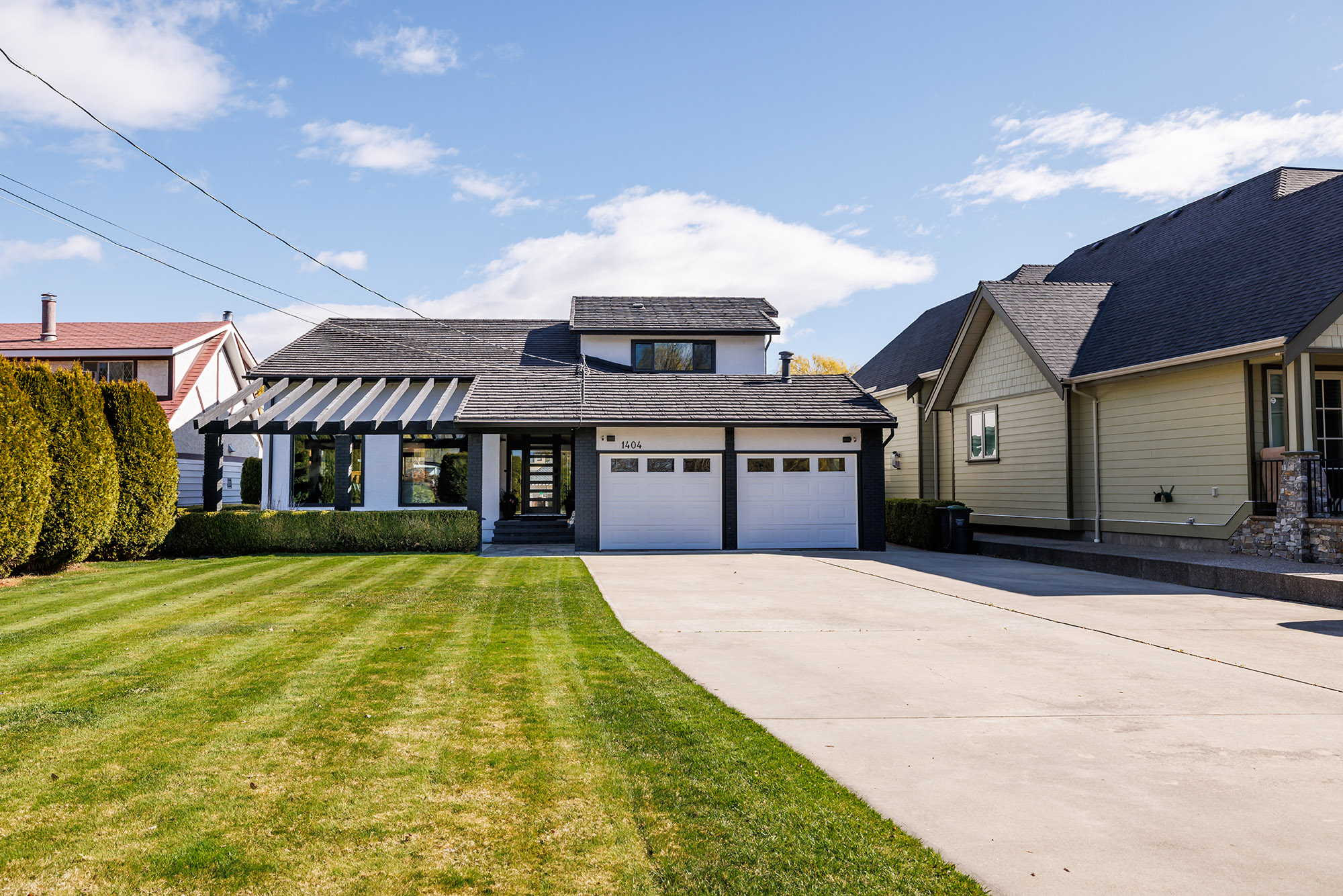 1404 Green Bay Road West Kelowna V4T 2B8