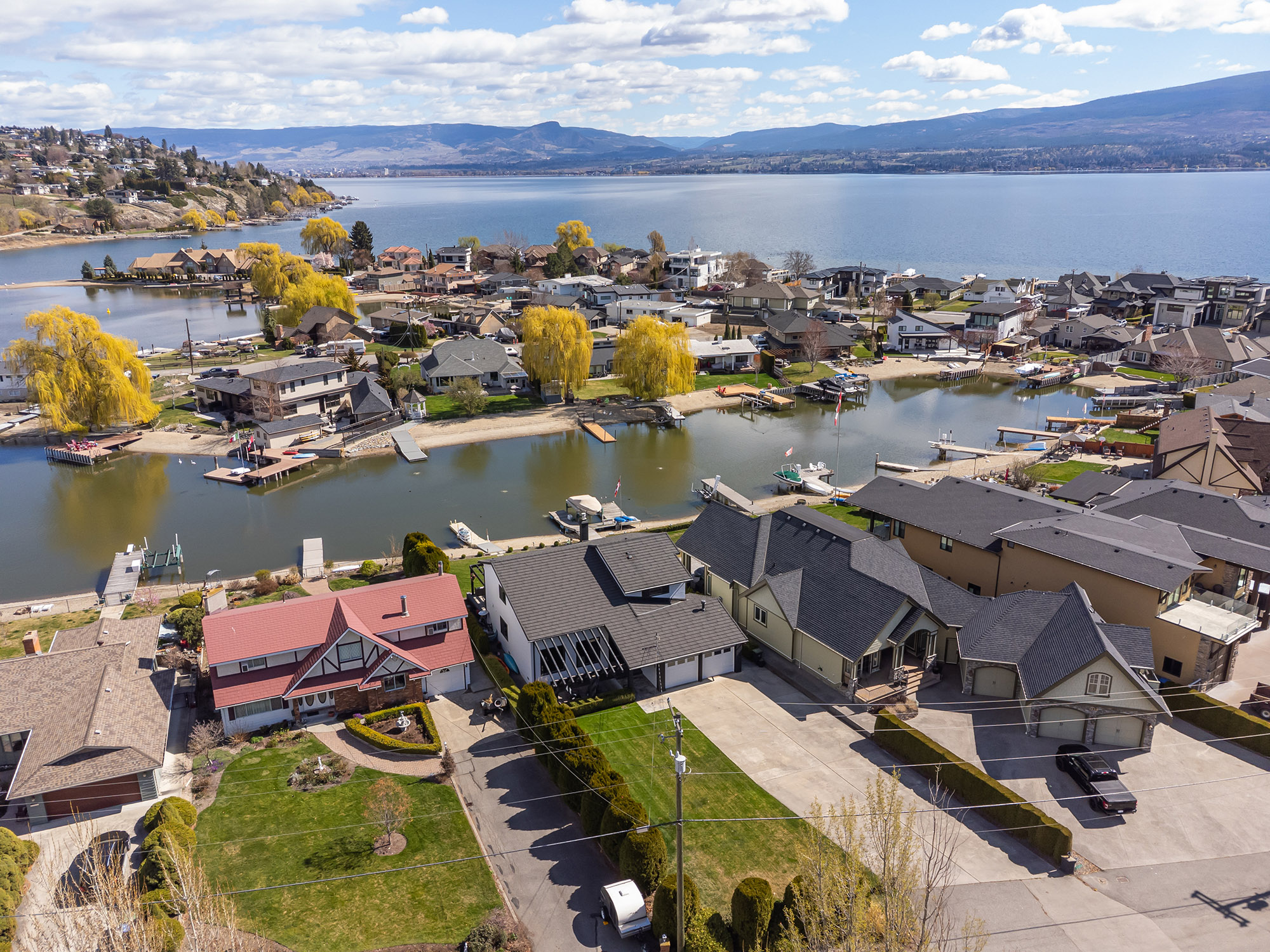 1404 Green Bay Road West Kelowna V4T 2B8