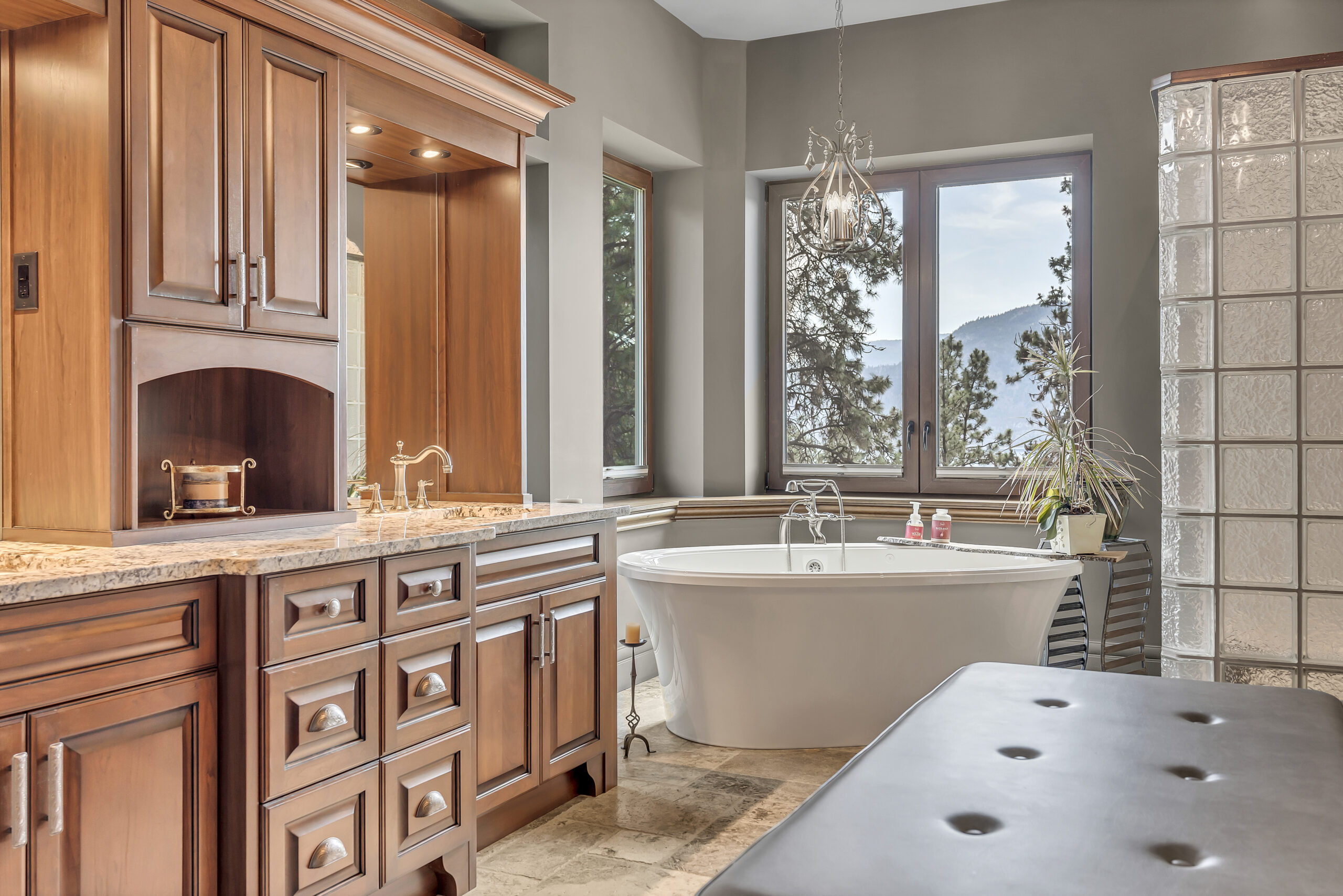 2119 Naramata Road Naramata V0H 1N1