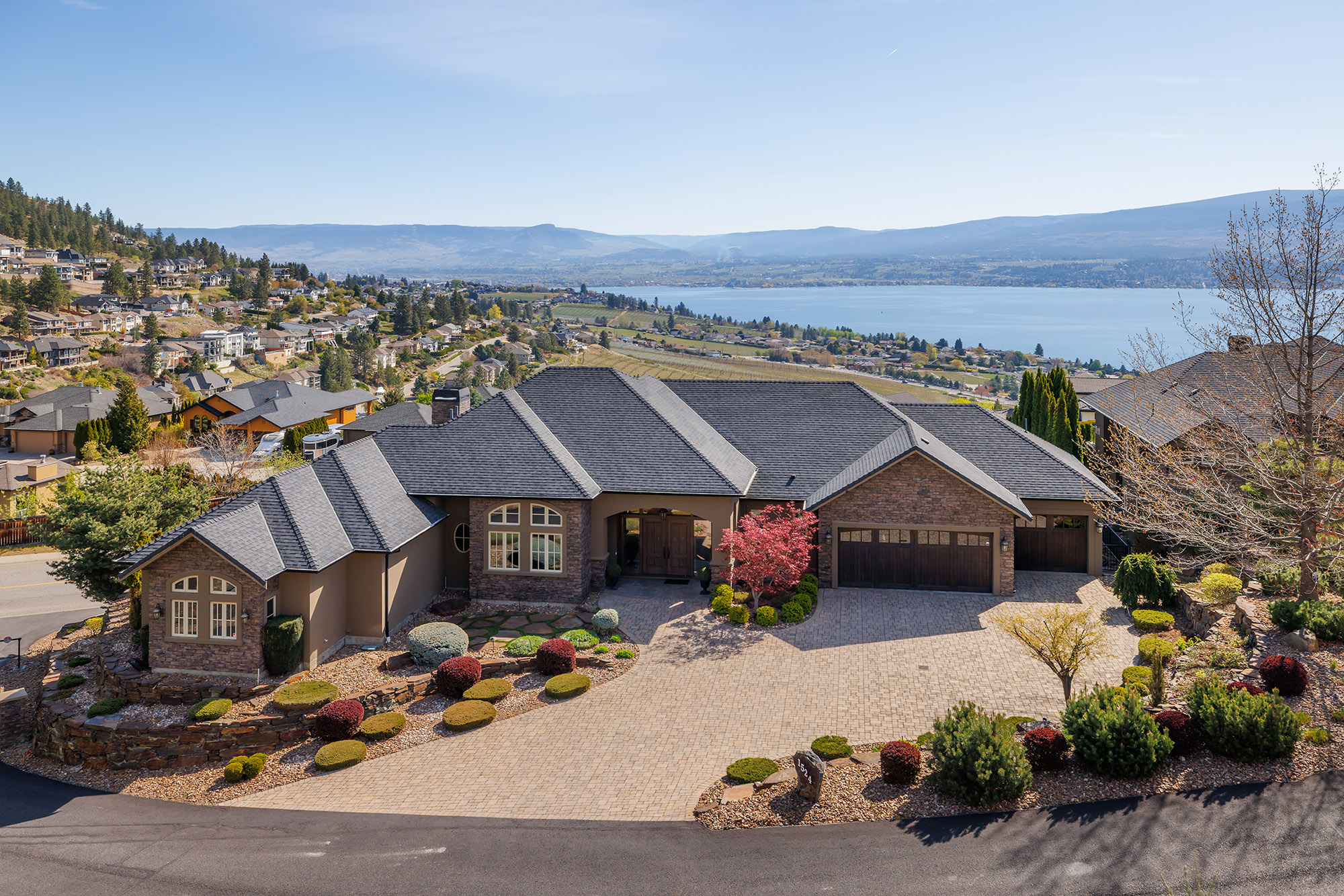 1524 Vineyard Drive