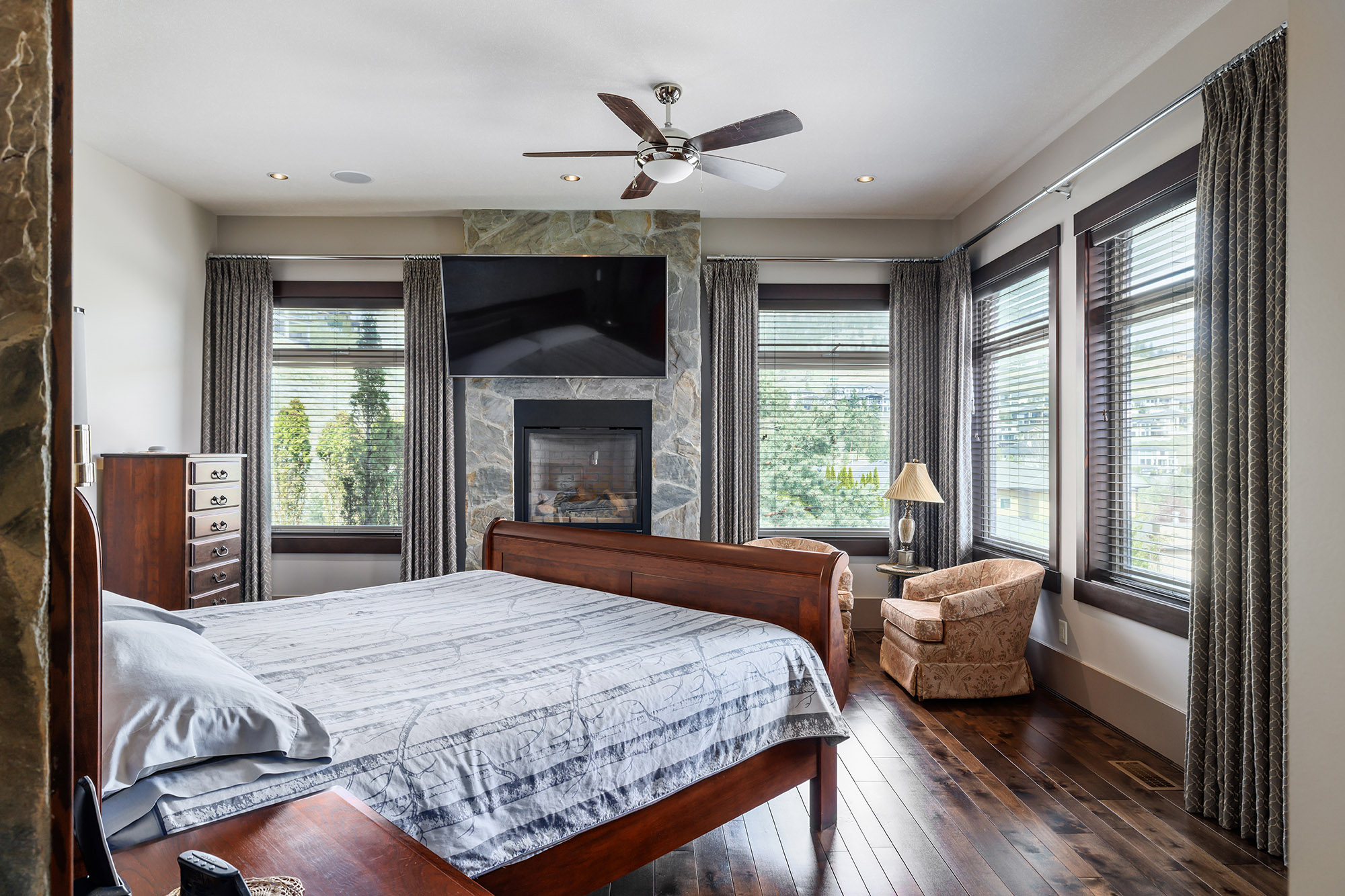 1524 Vineyard Drive West Kelowna