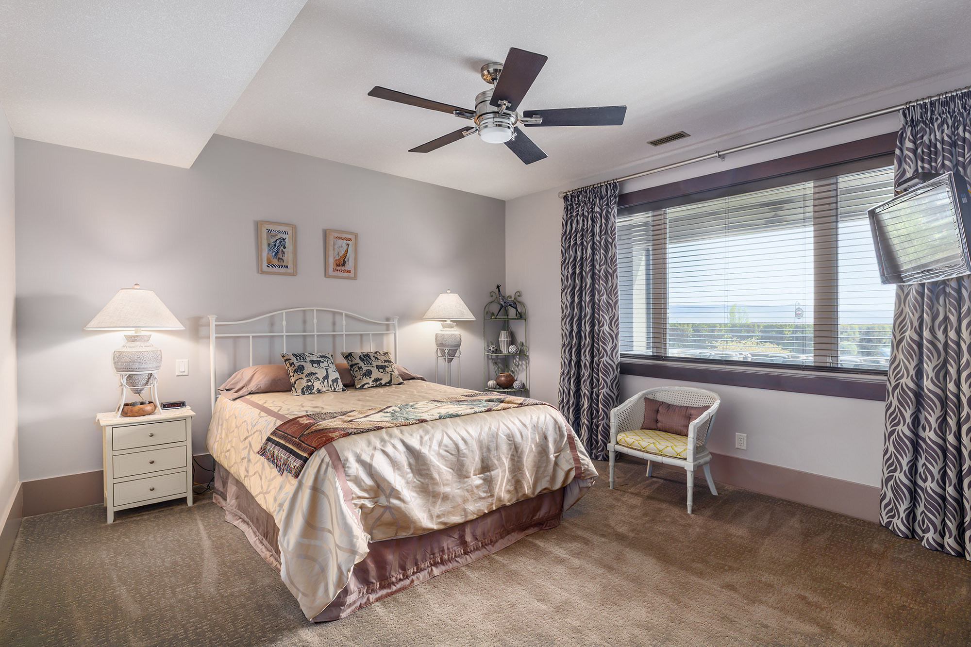 1524 Vineyard Drive West Kelowna