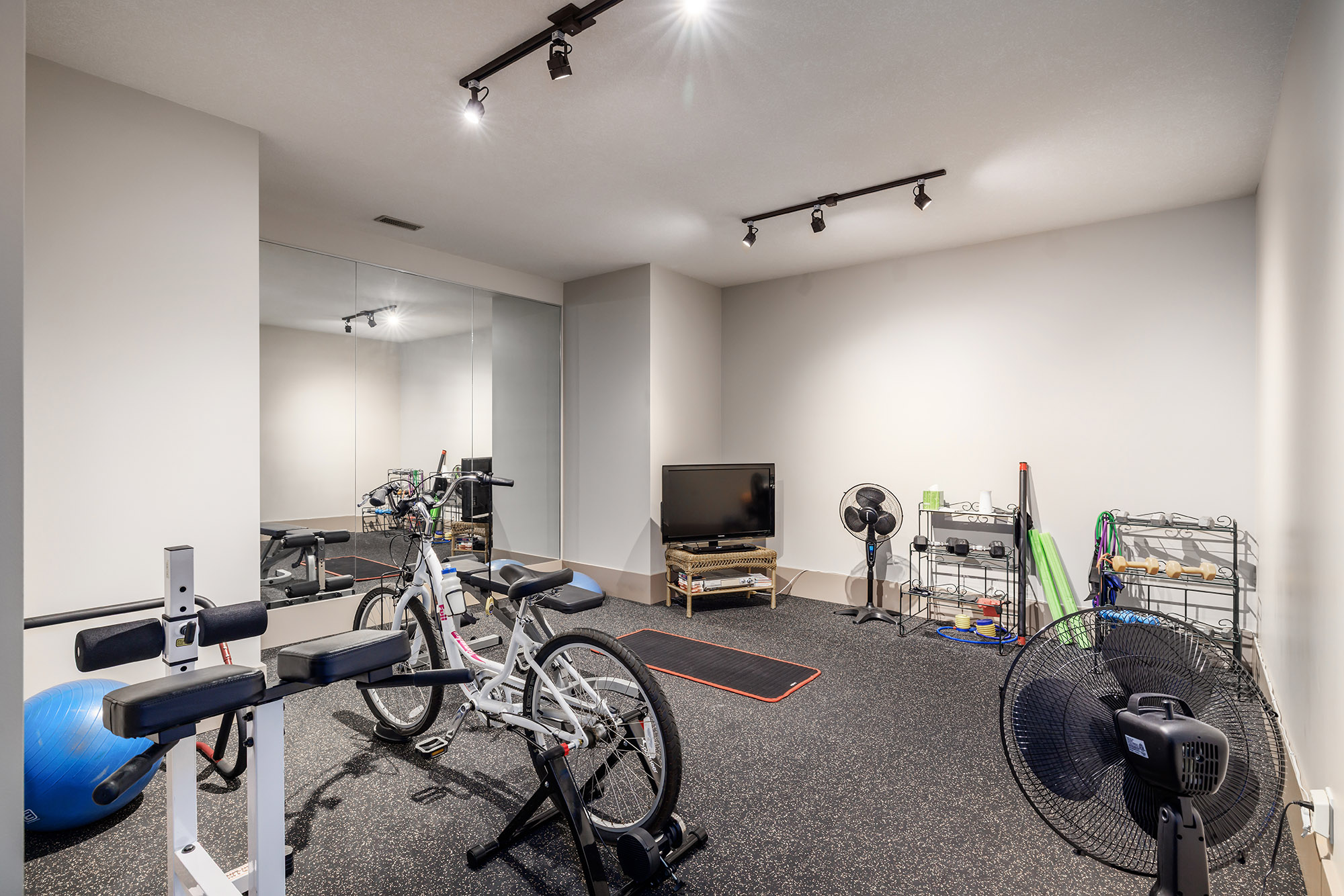 1524 Vineyard Drive West Kelowna