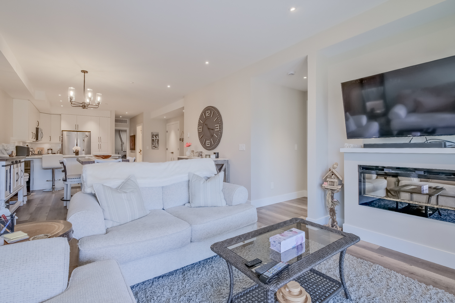 110 Ellis Street 304 Penticton V2A 4L5
