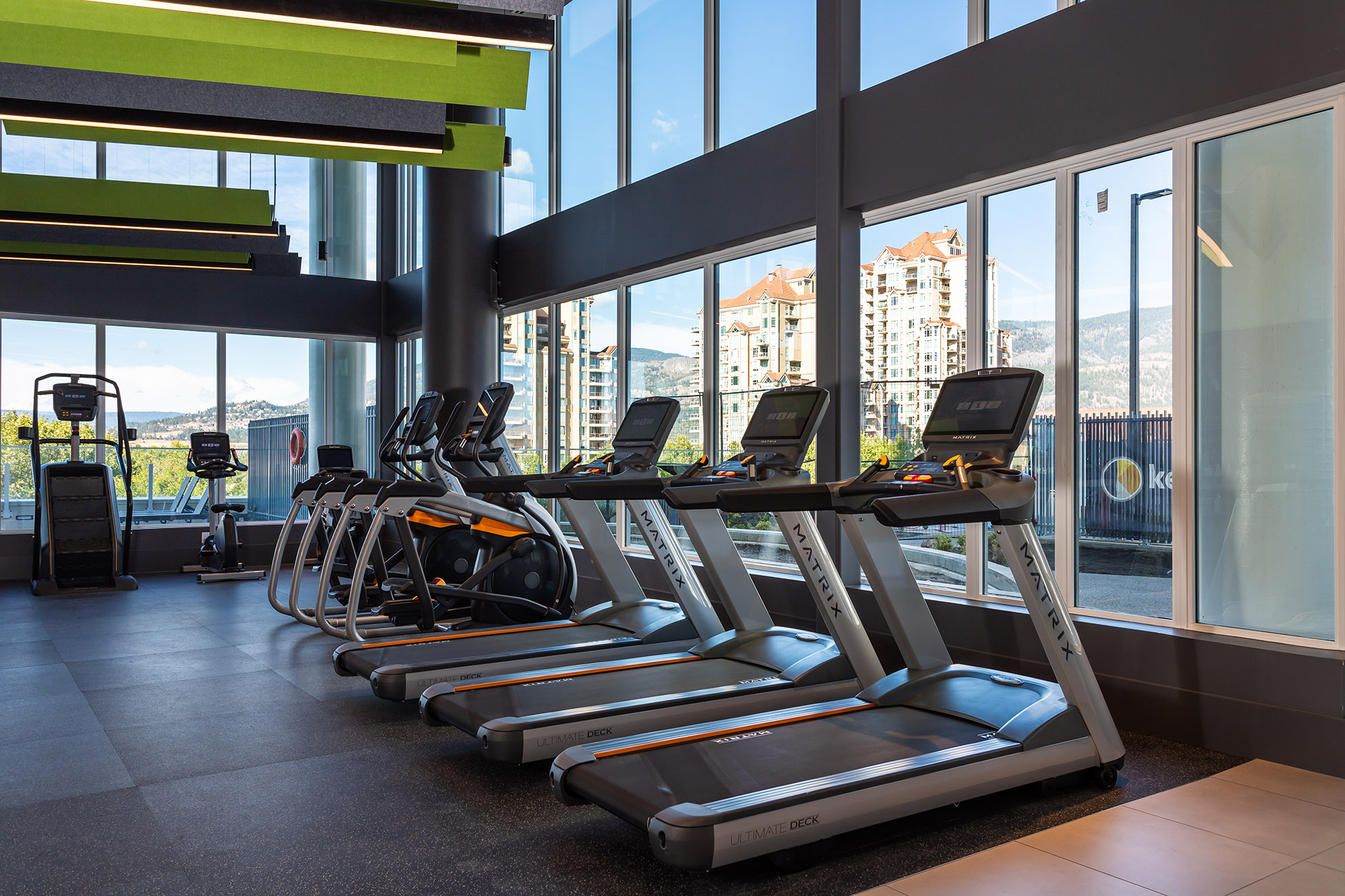 1191 Sunset Drive 1503 Kelowna V1Y 0J4