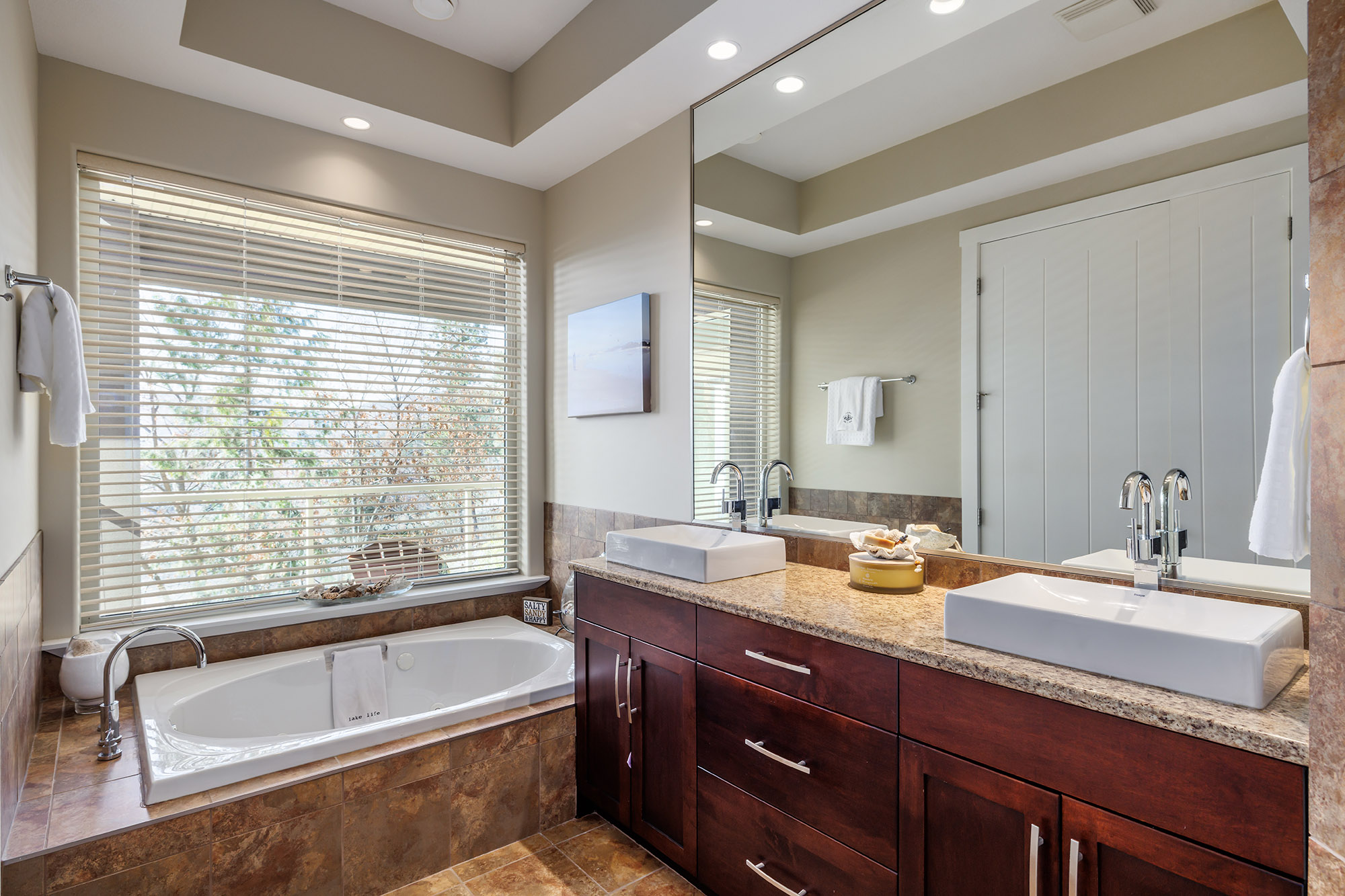 5987 Meldrum Place Peachland V0H 1X4