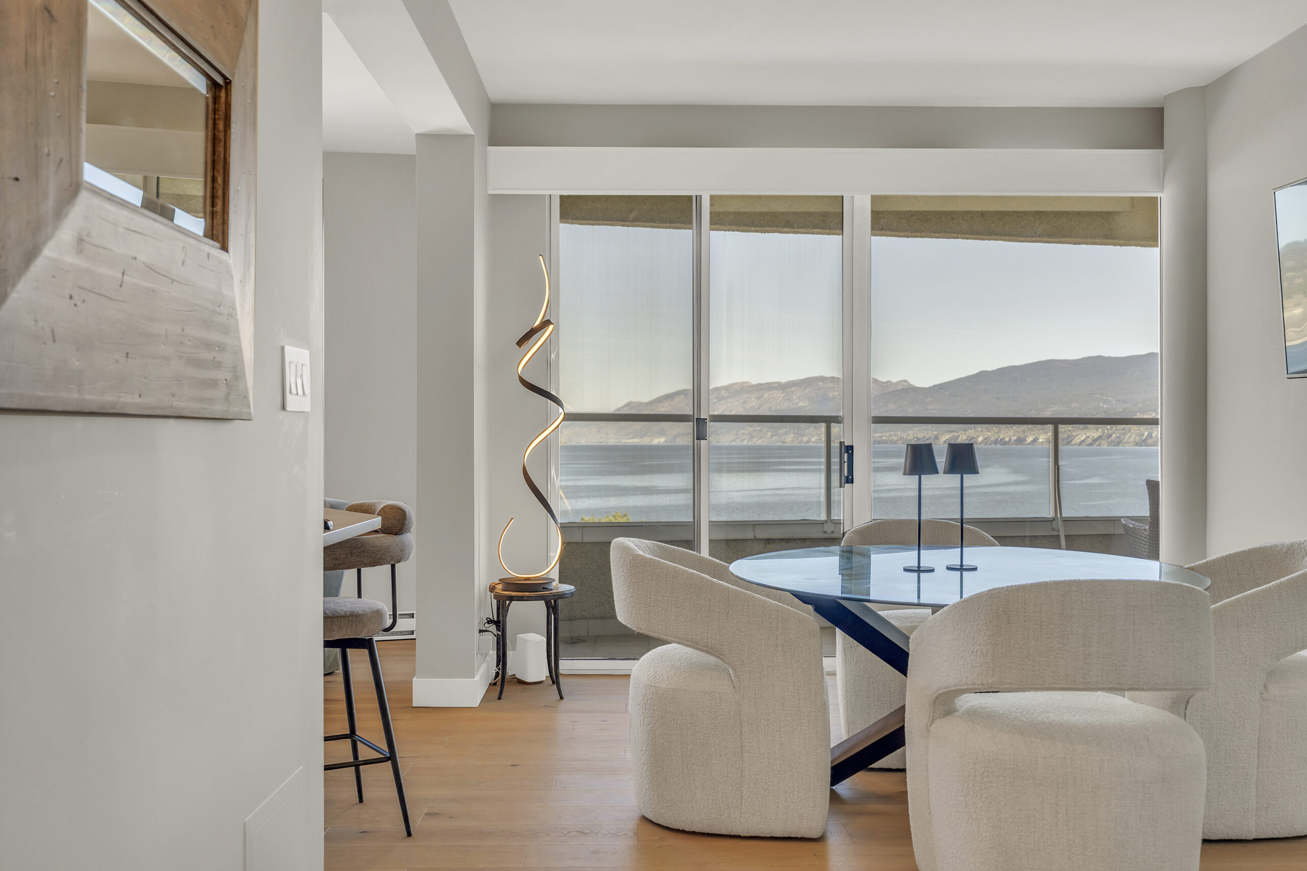 86 Lakeshore Drive 701 Penticton V2A 1B5