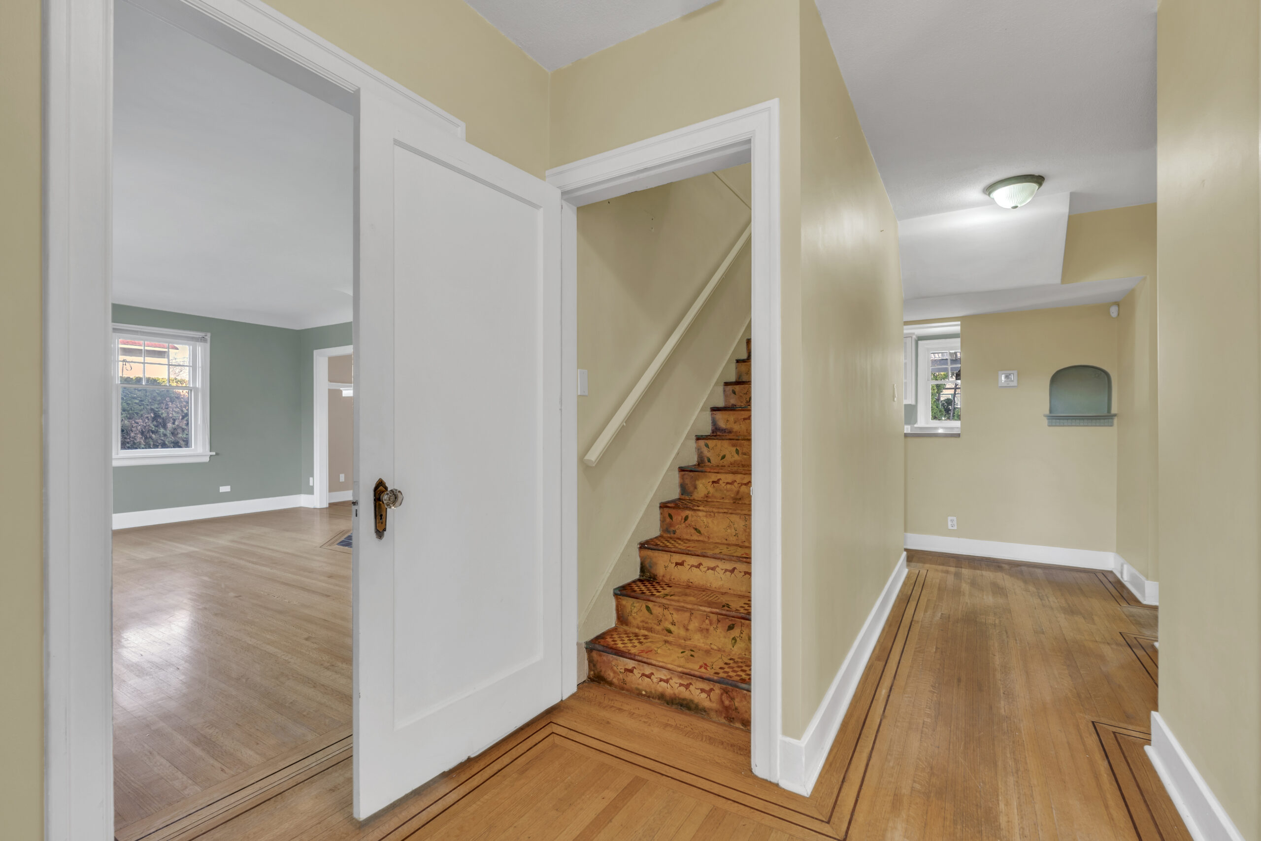 702 Winnipeg Street Penticton V2A 5N3