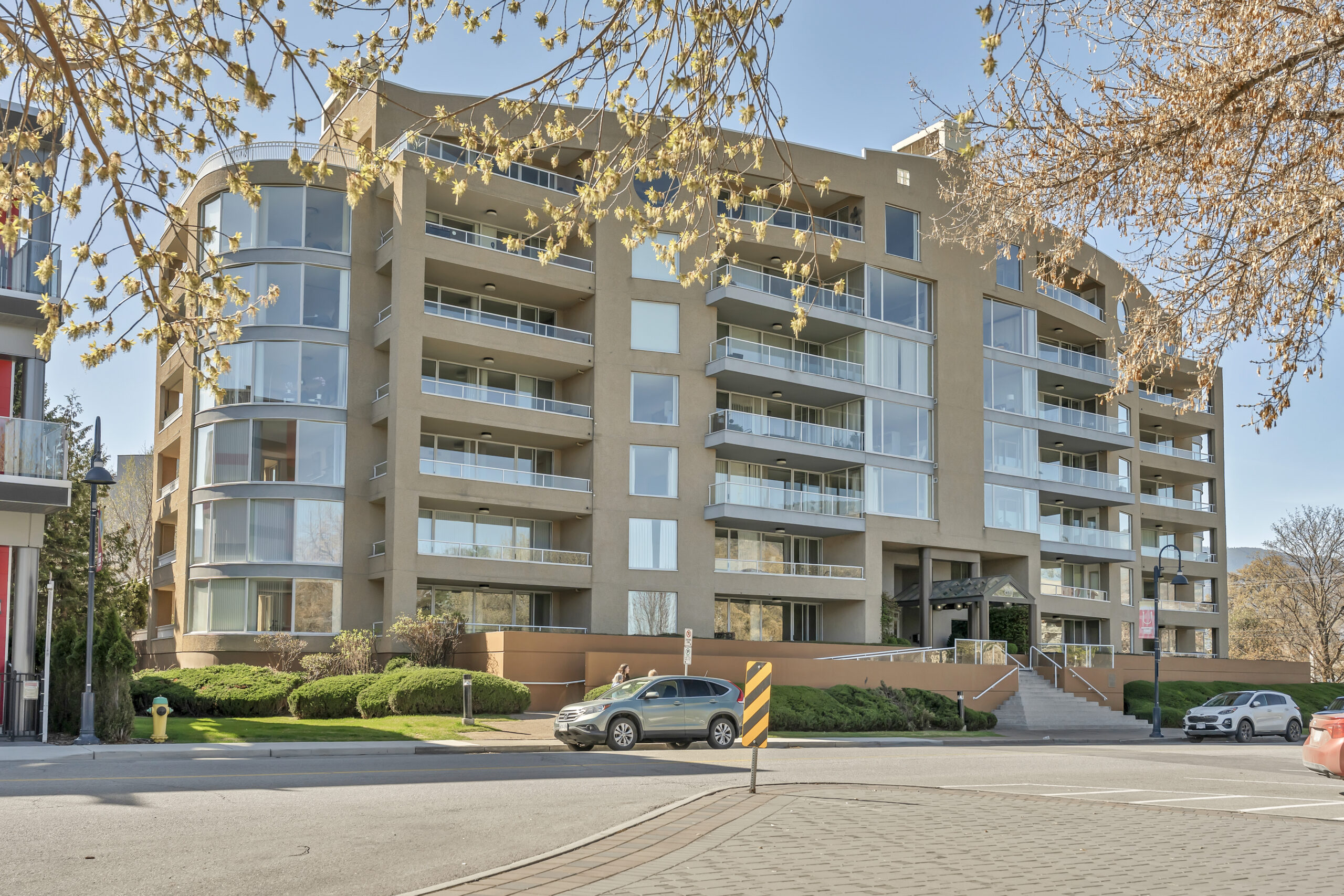 86 Lakeshore Drive 701 Penticton V2A 1B5