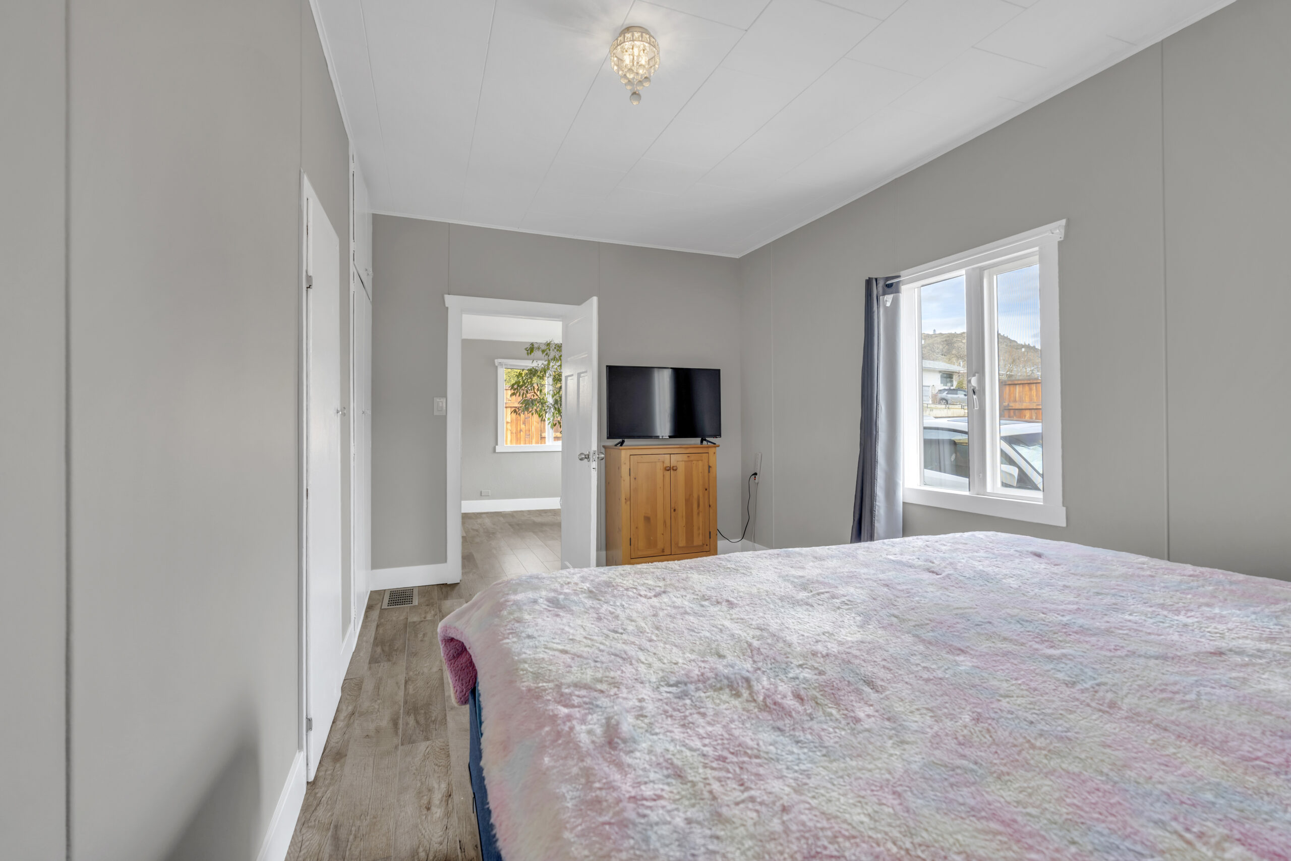 5899 Okanagan Street Oliver V0H 1T0