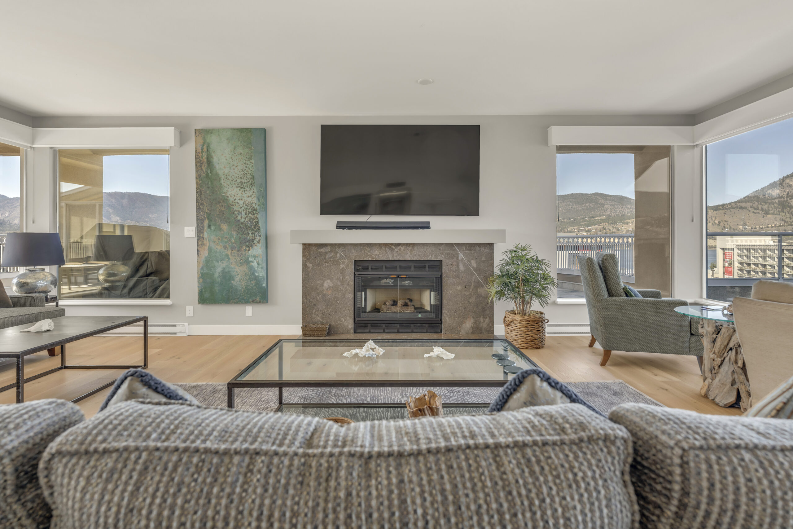 86 Lakeshore Drive 701 Penticton V2A 1B5