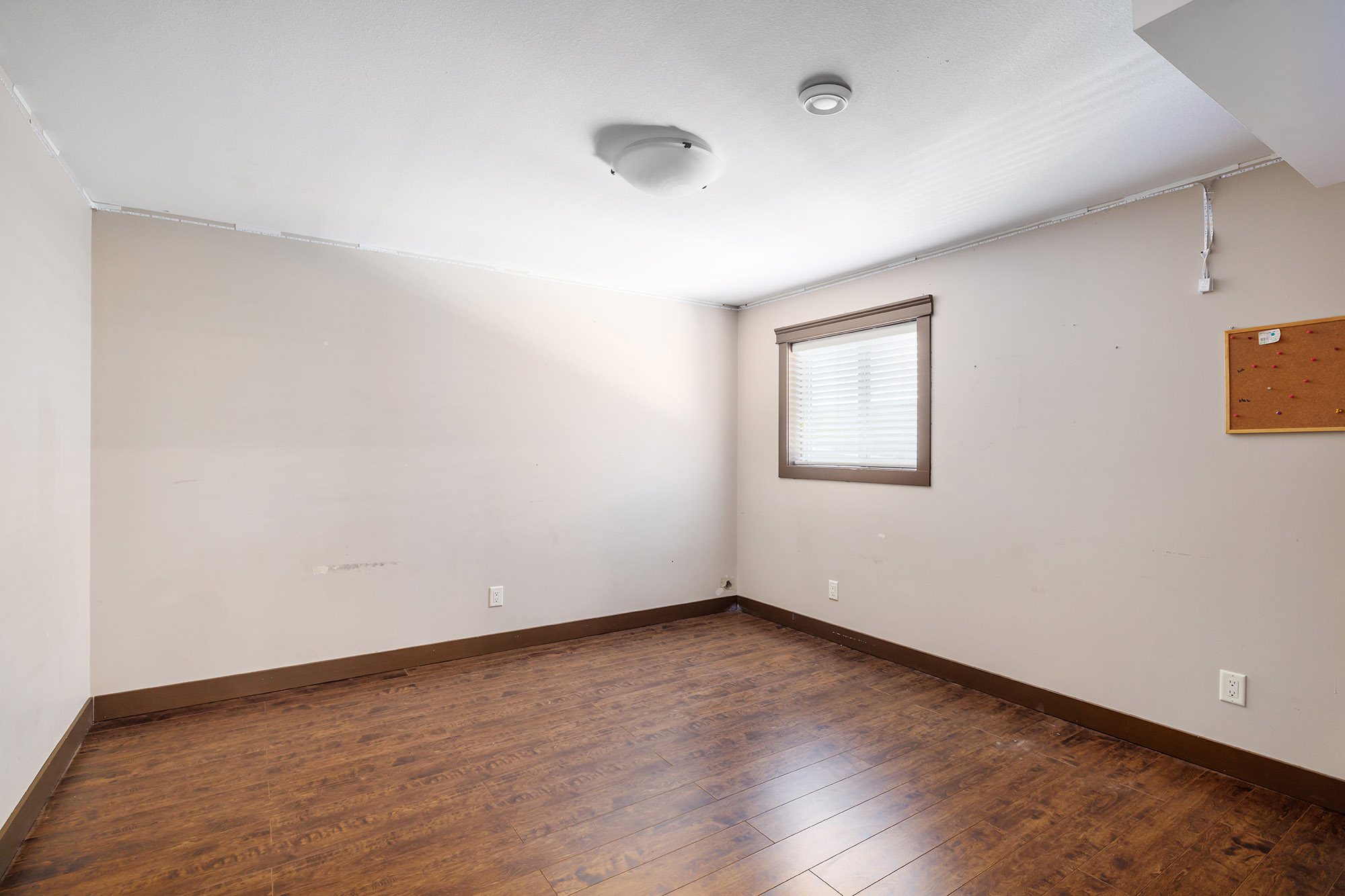 2054 Sunview Drive West Kelowna V1Z 3X6
