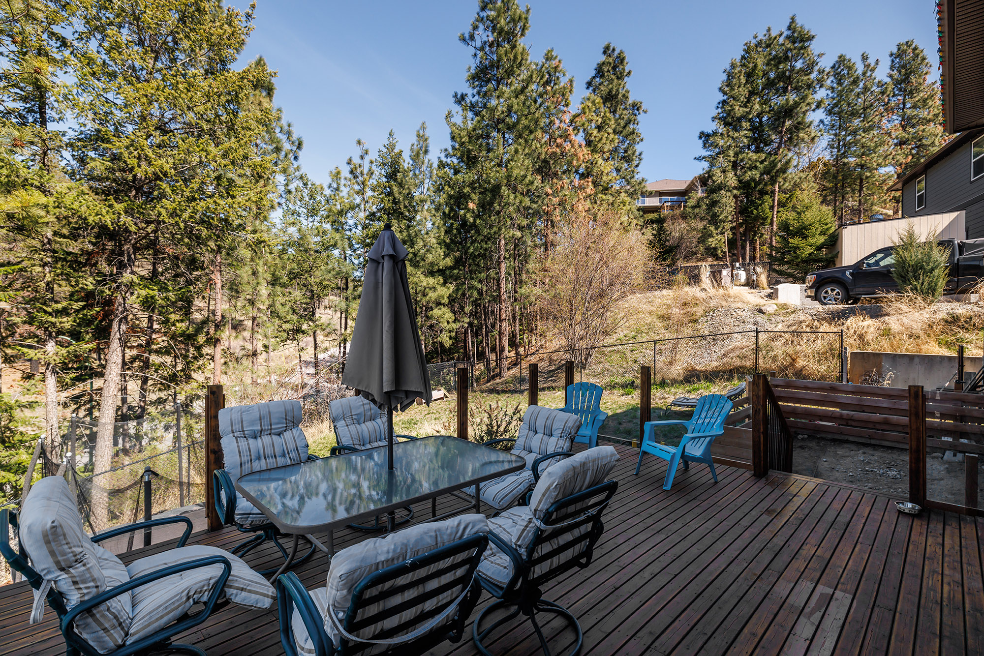 2054 Sunview Drive West Kelowna V1Z 3X6