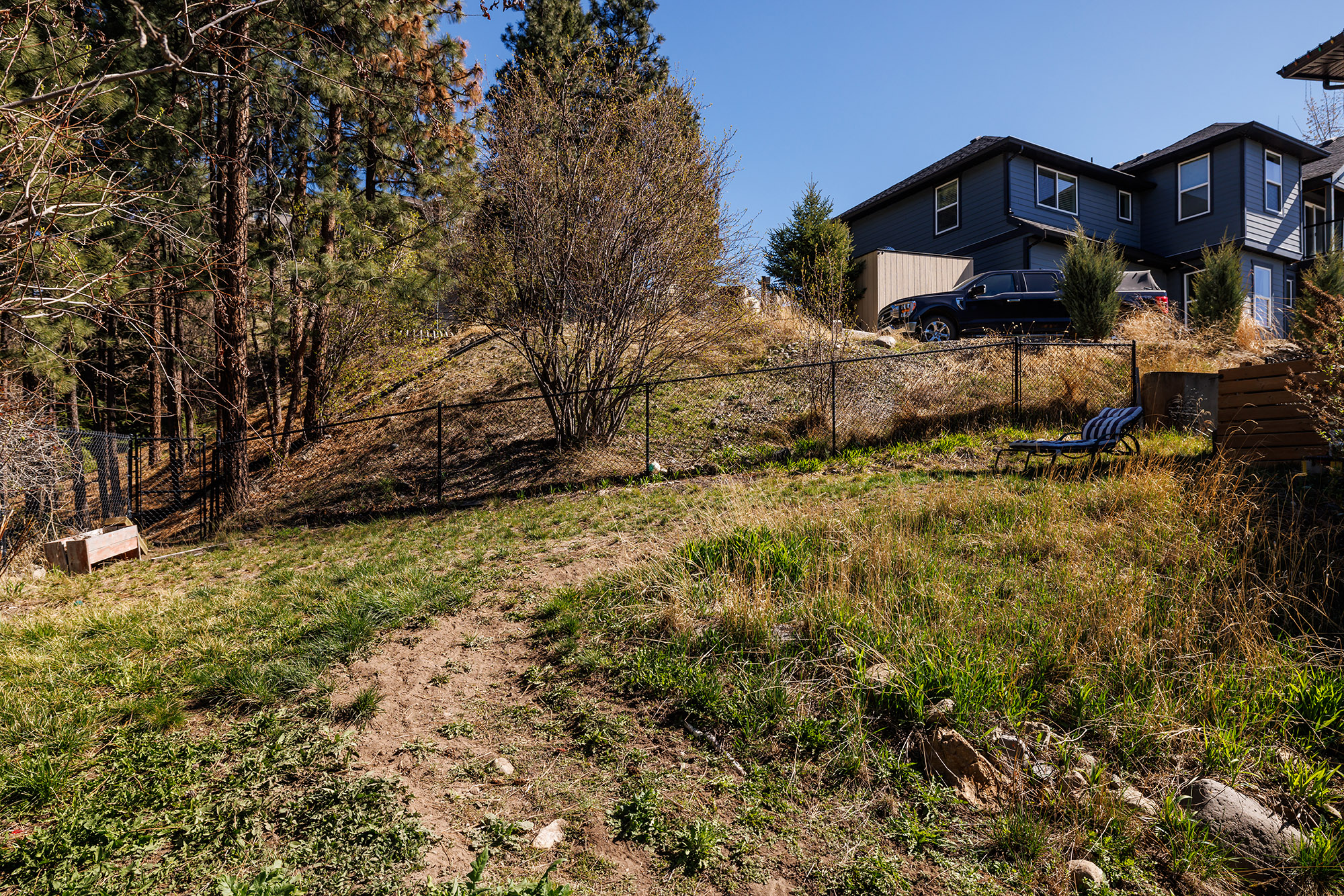 2054 Sunview Drive West Kelowna V1Z 3X6