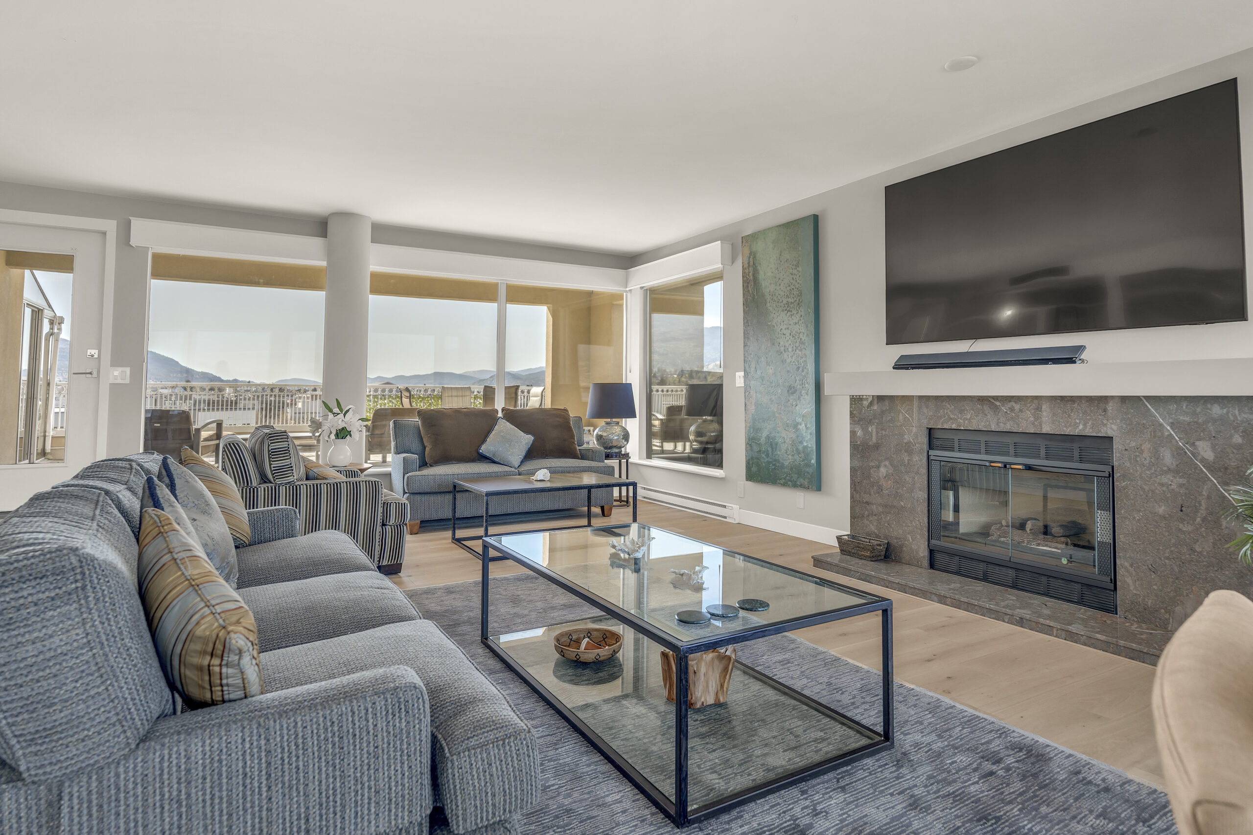 86 Lakeshore Drive 701 Penticton V2A 1B5