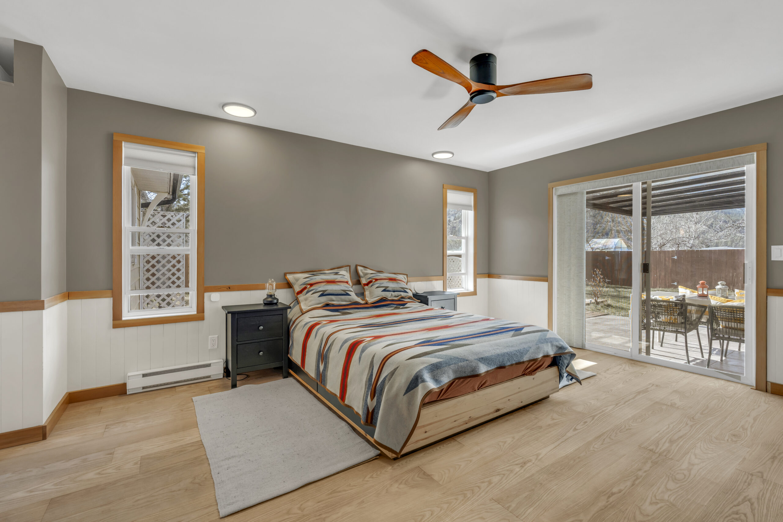 212 Carr Crescent Oliver V0H 1T5