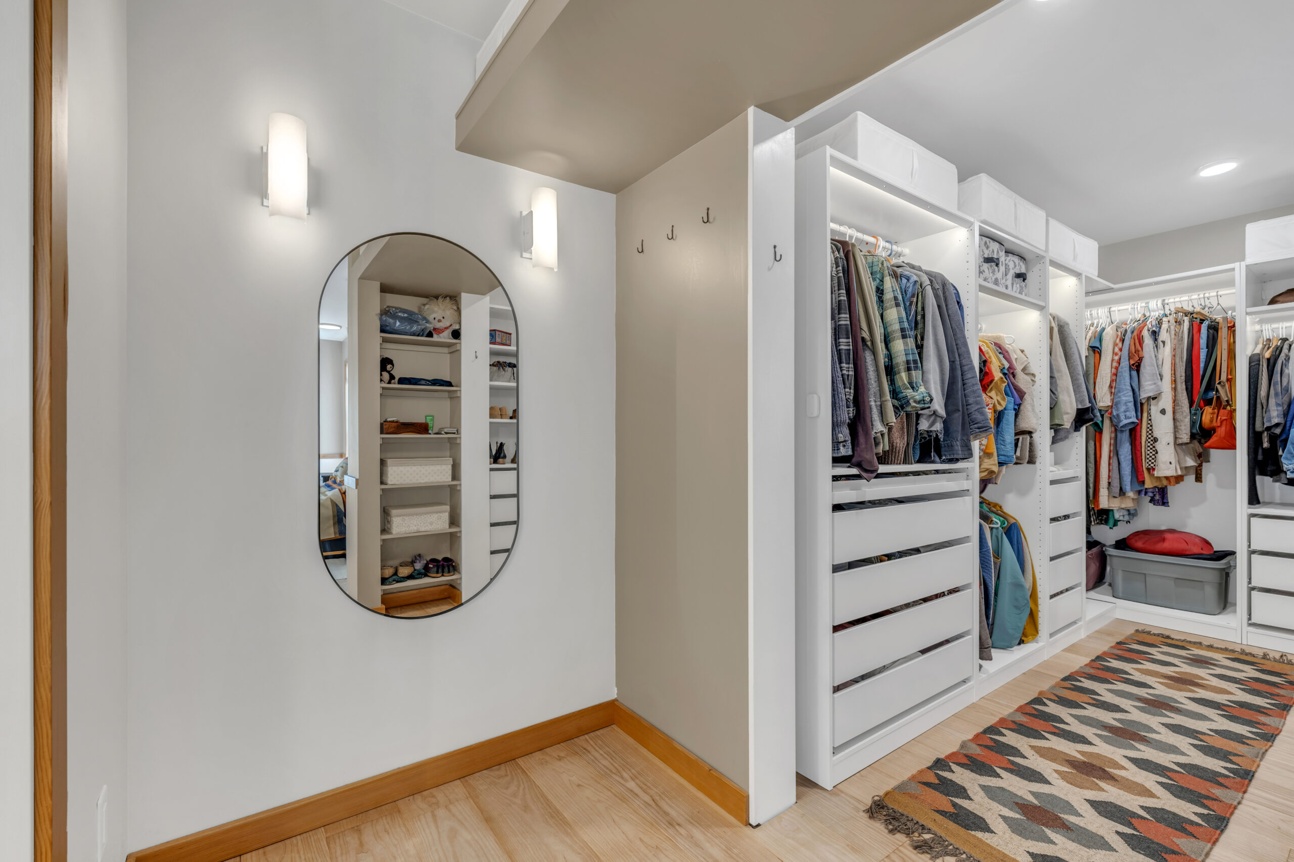 212 Carr Crescent Oliver V0H 1T5