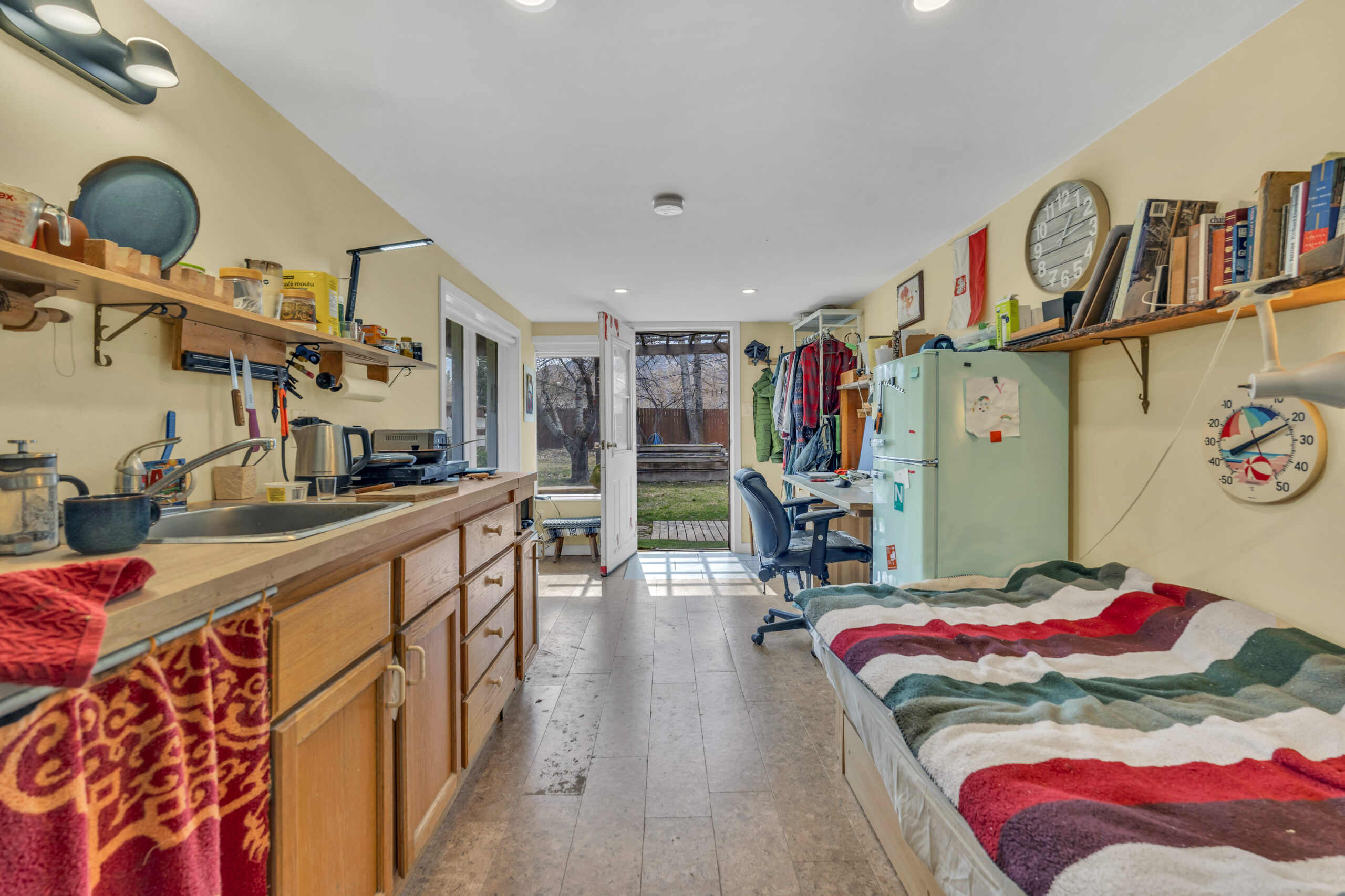 212 Carr Crescent Oliver V0H 1T5