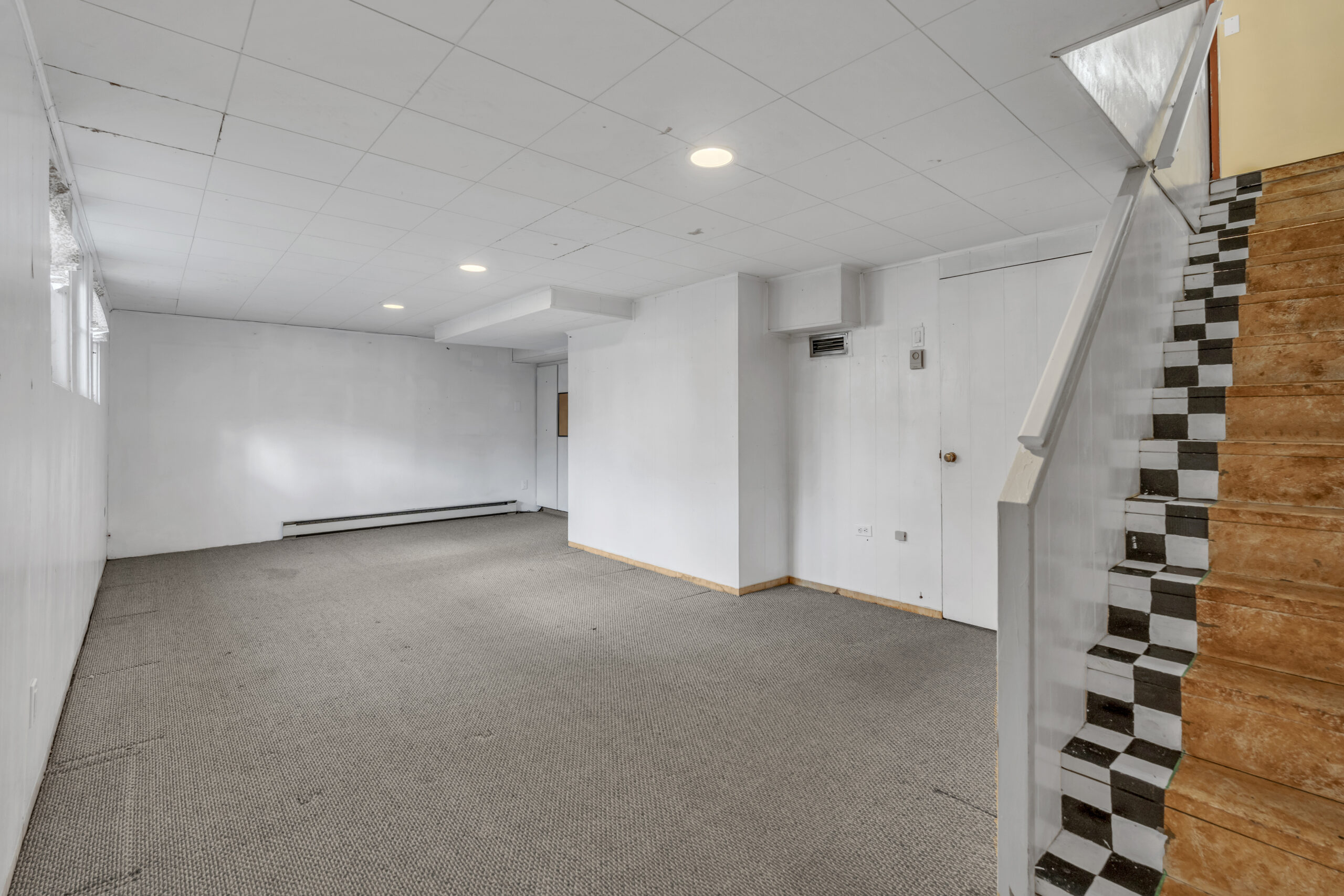 702 Winnipeg Street Penticton V2A 5N3