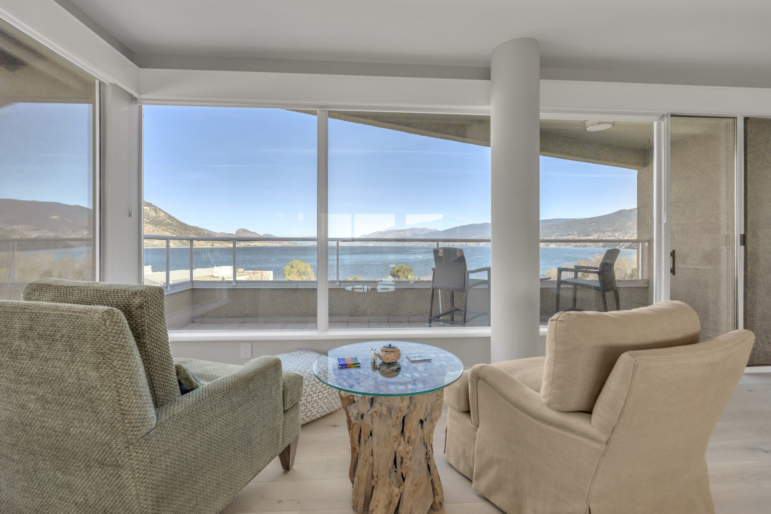 86 Lakeshore Drive 701 Penticton V2A 1B5