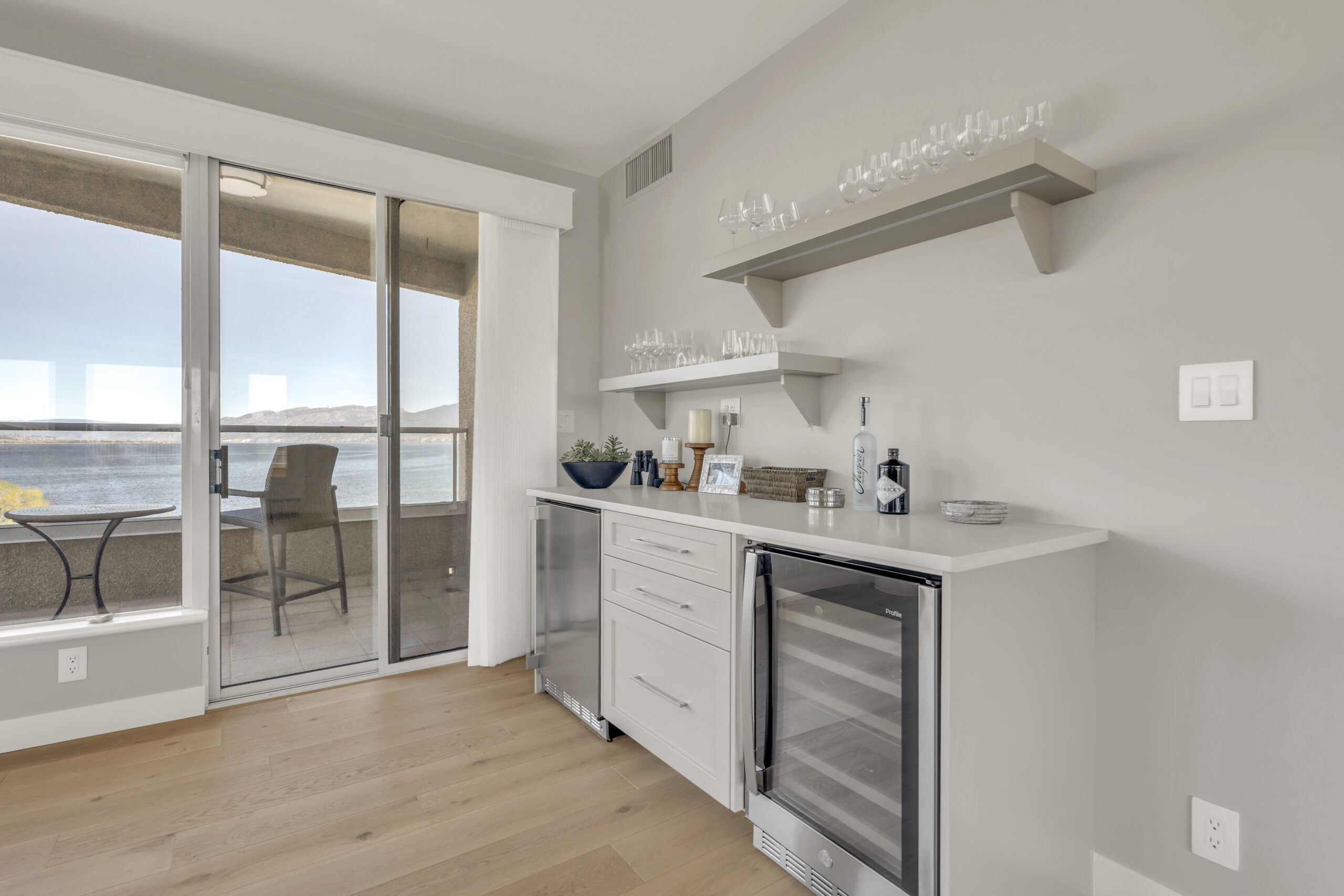 86 Lakeshore Drive 701 Penticton V2A 1B5