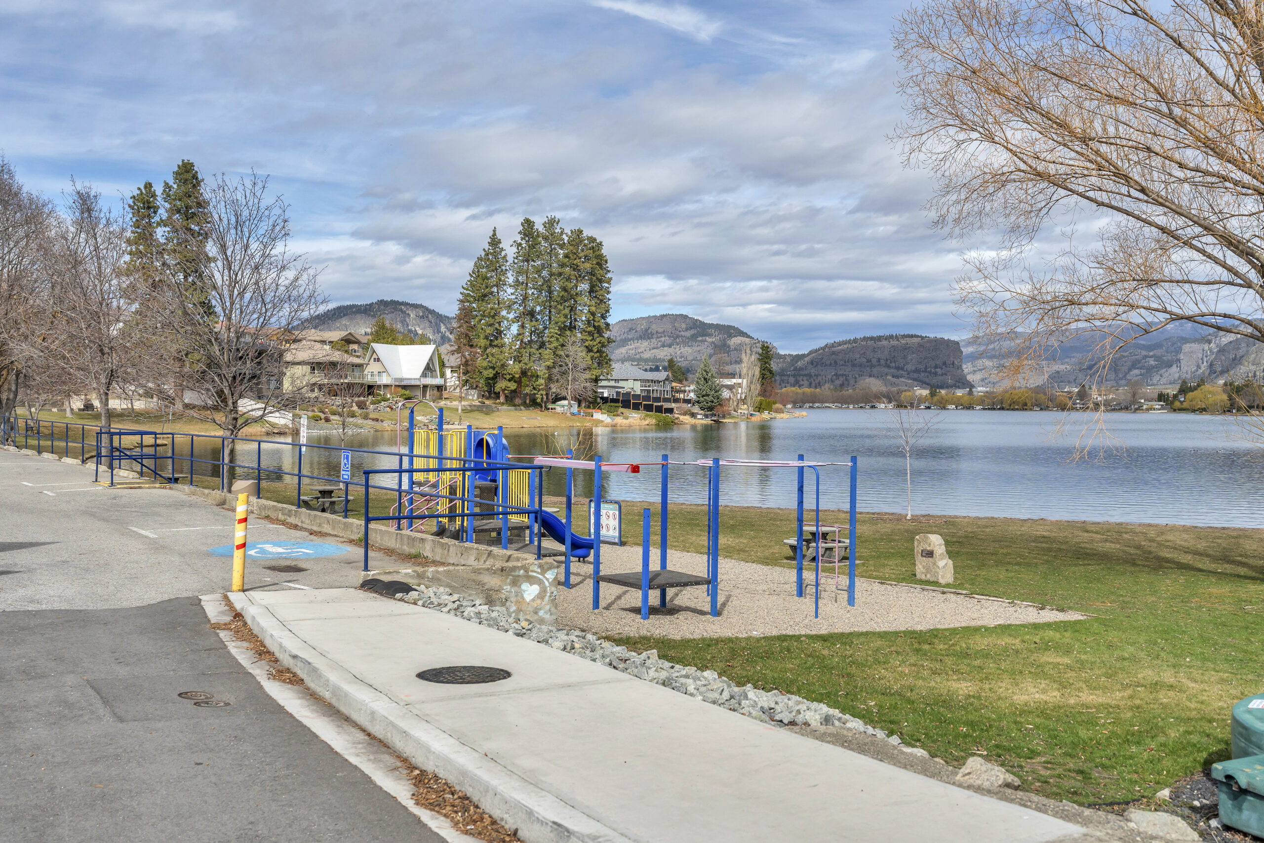 5899 Okanagan Street Oliver V0H 1T0