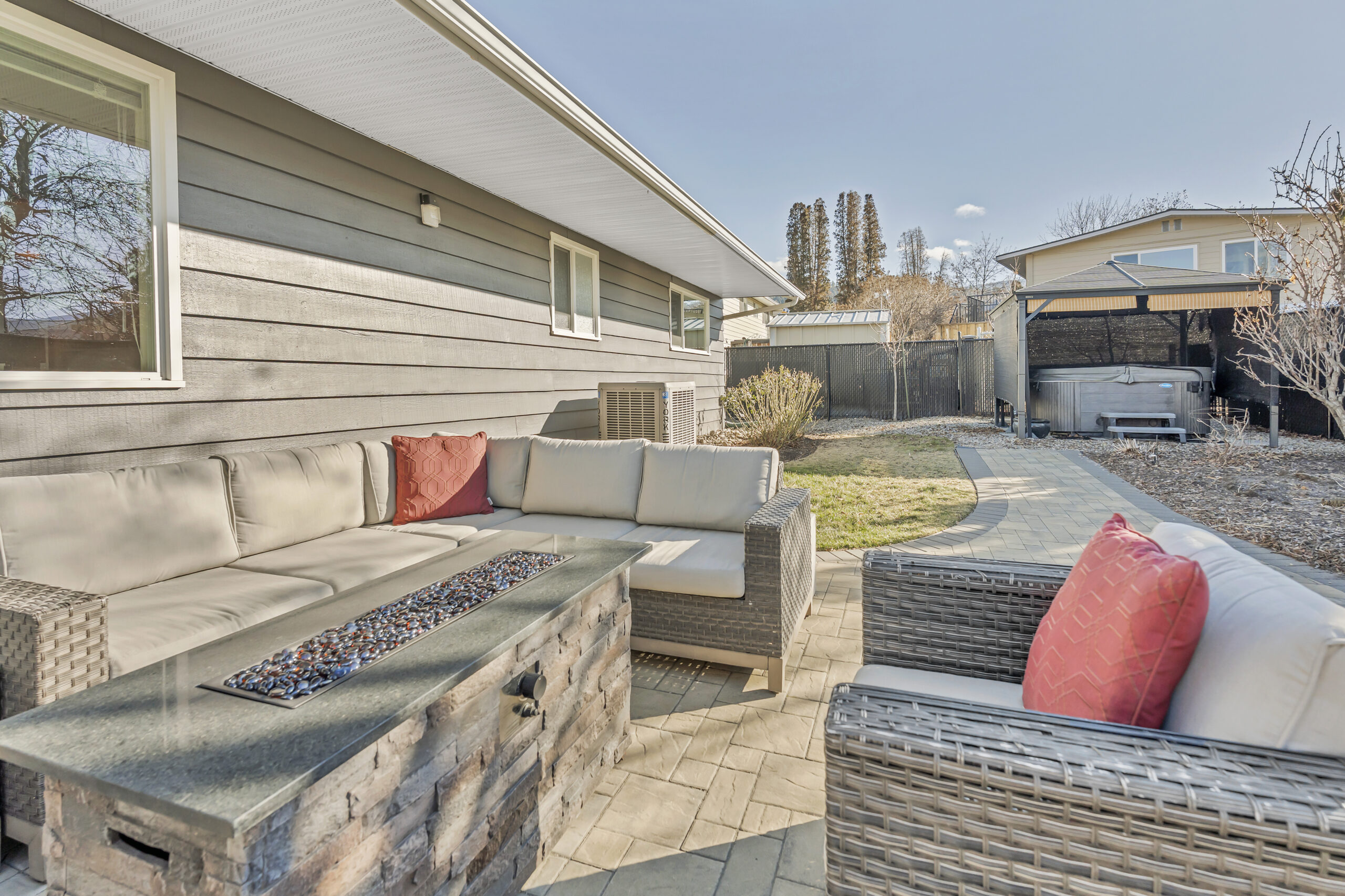 184 Ash Place Penticton V2A 6S7