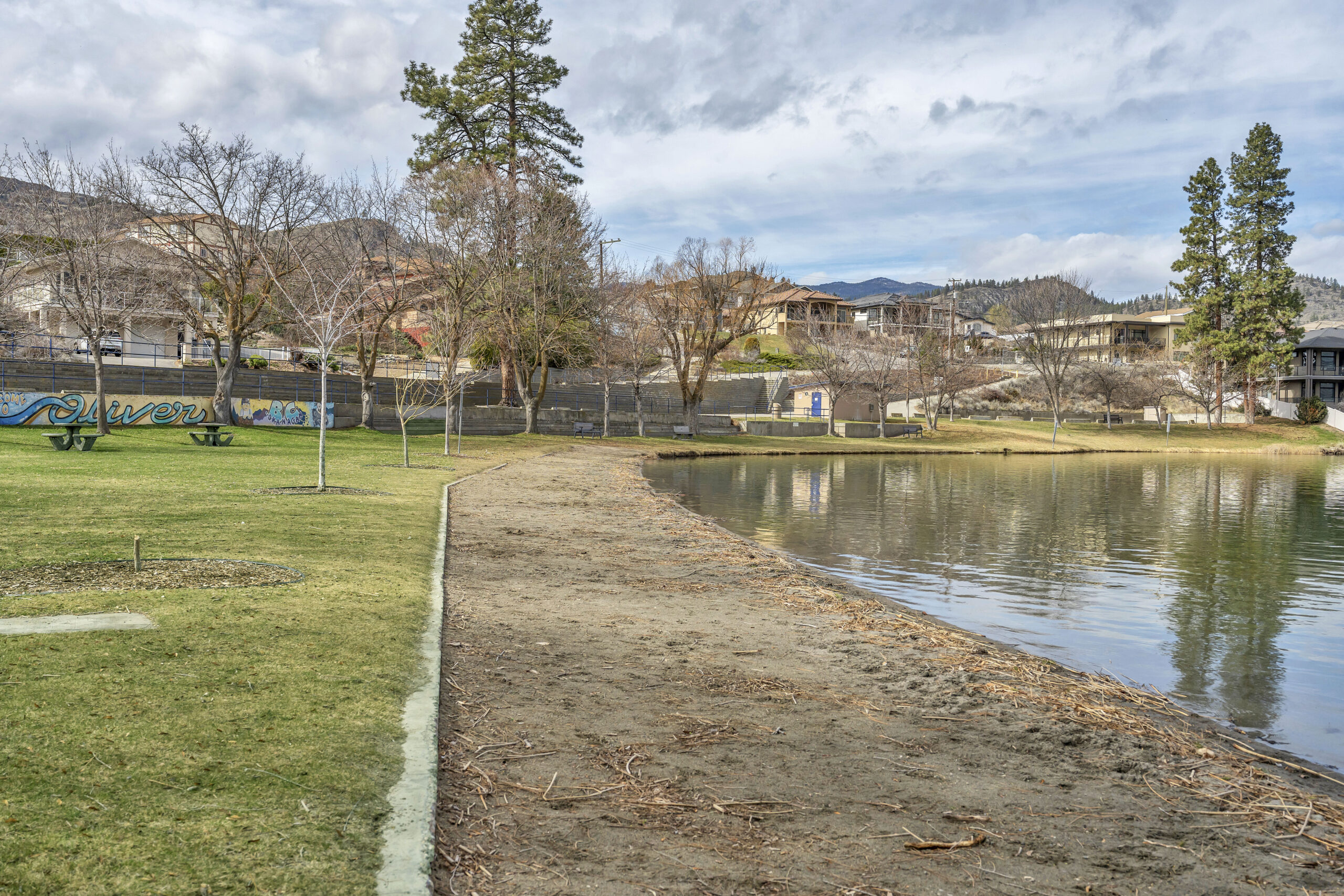 5899 Okanagan Street Oliver V0H 1T0