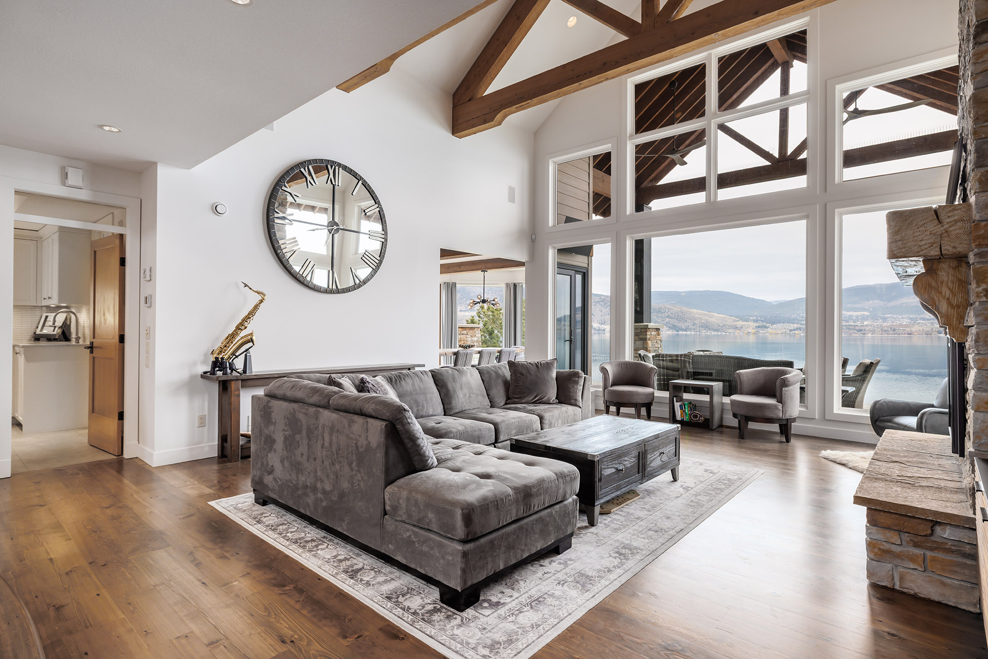 6850 Lakeshore Road Kelowna V1W 4J5