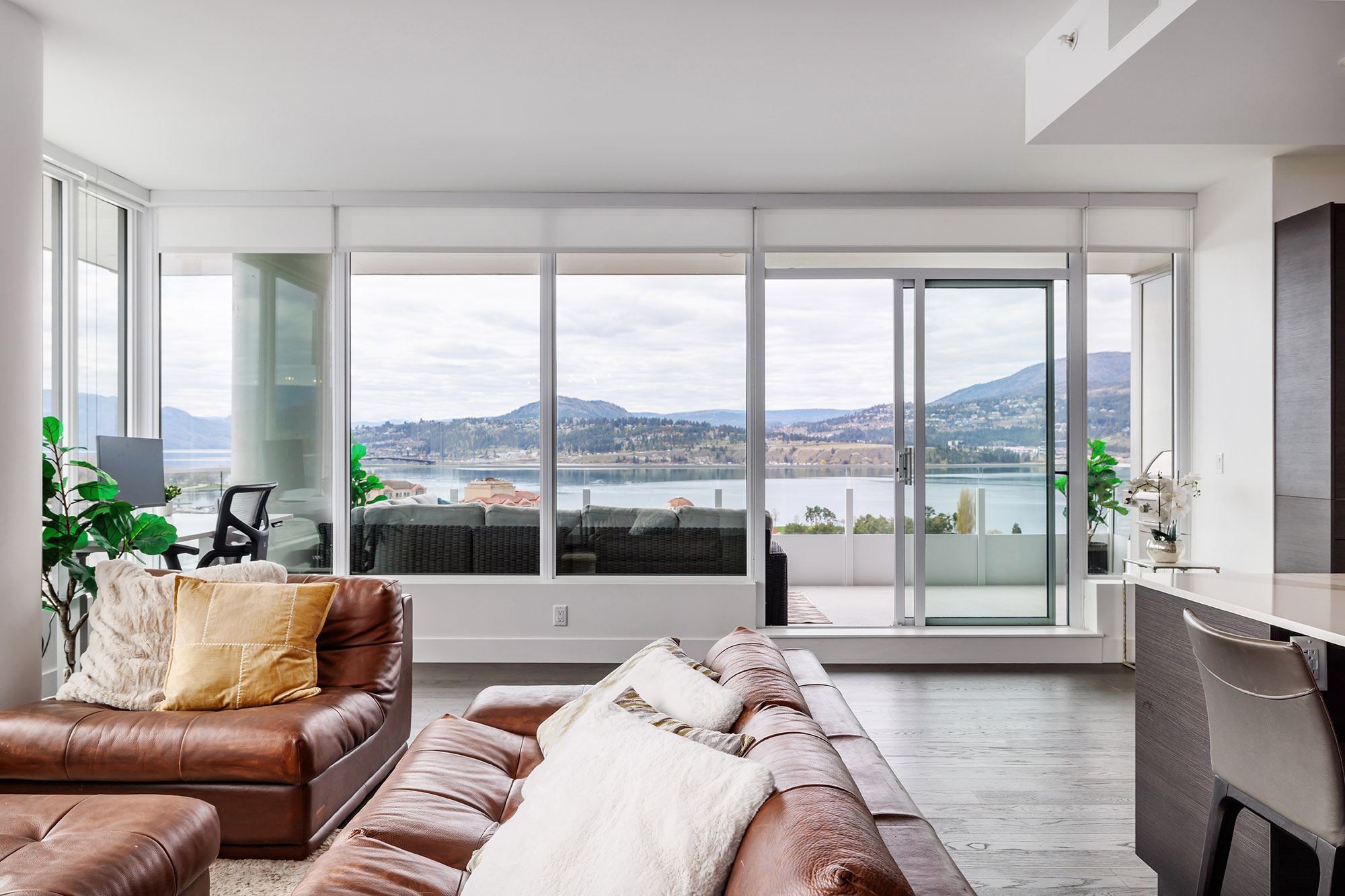 1191 Sunset Drive 1503 Kelowna V1Y 0J4