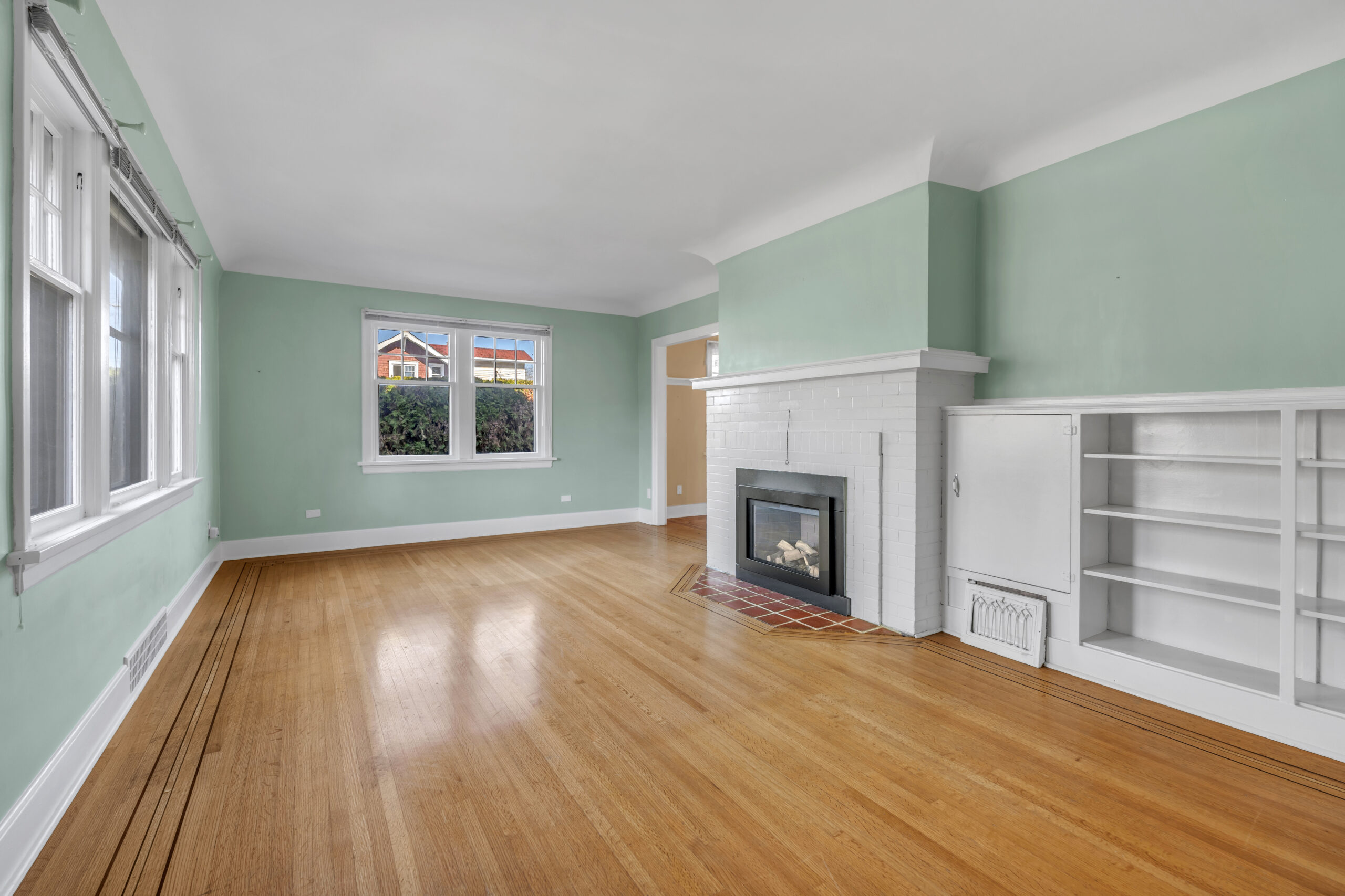 702 Winnipeg Street Penticton V2A 5N3
