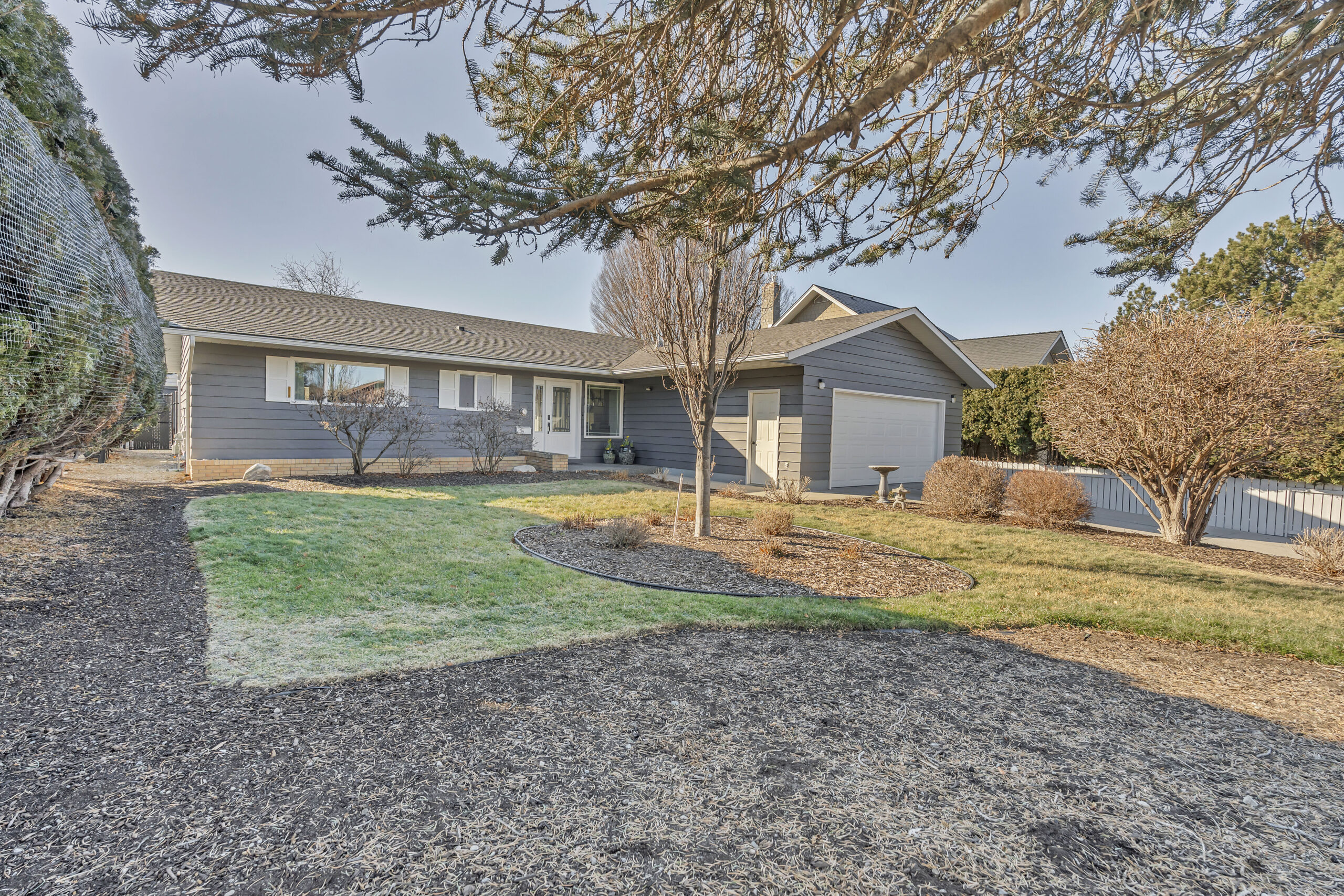 184 Ash Place Penticton V2A 6S7