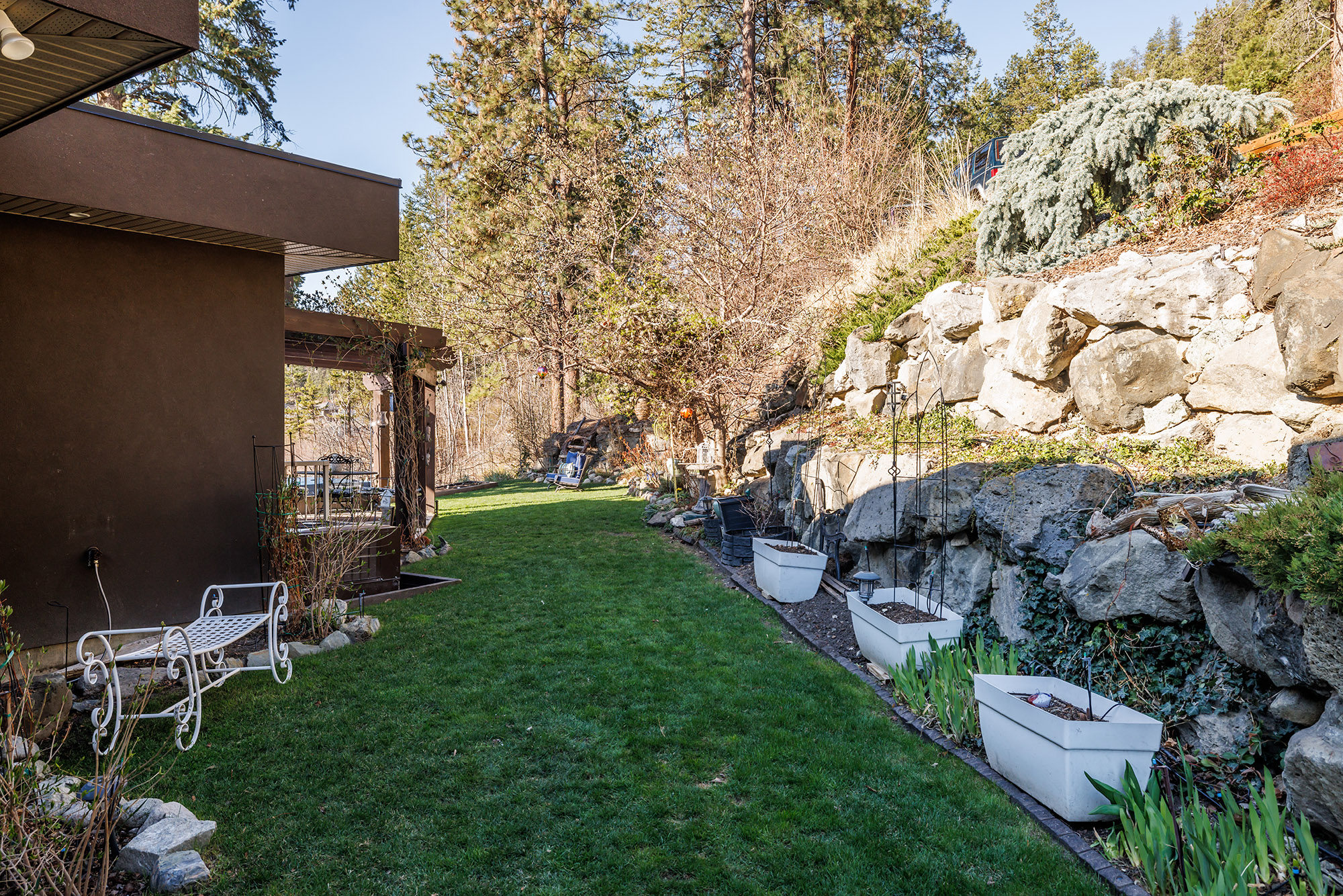 5987 Meldrum Place Peachland V0H 1X4