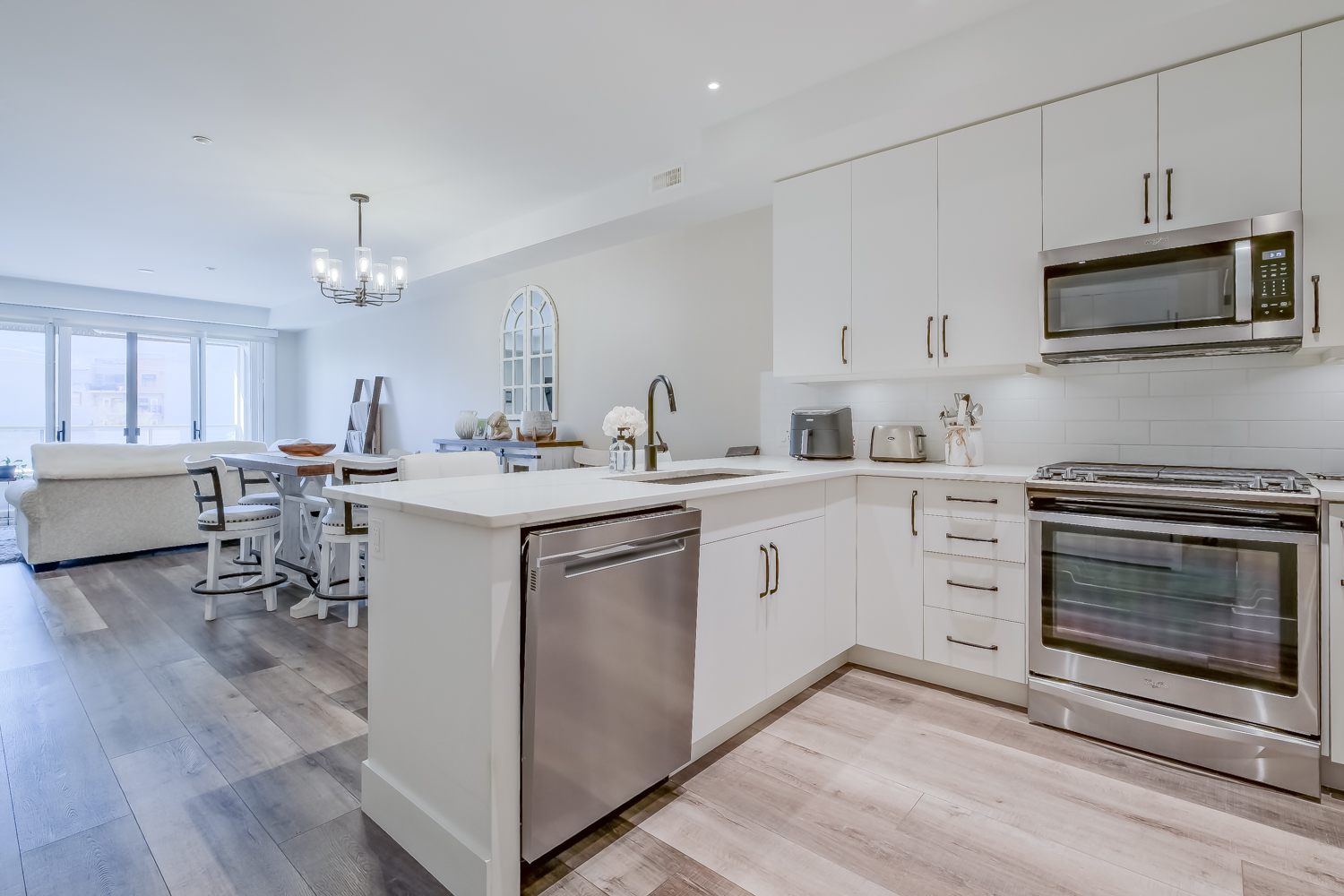 110 Ellis Street 304 Penticton V2A 4L5