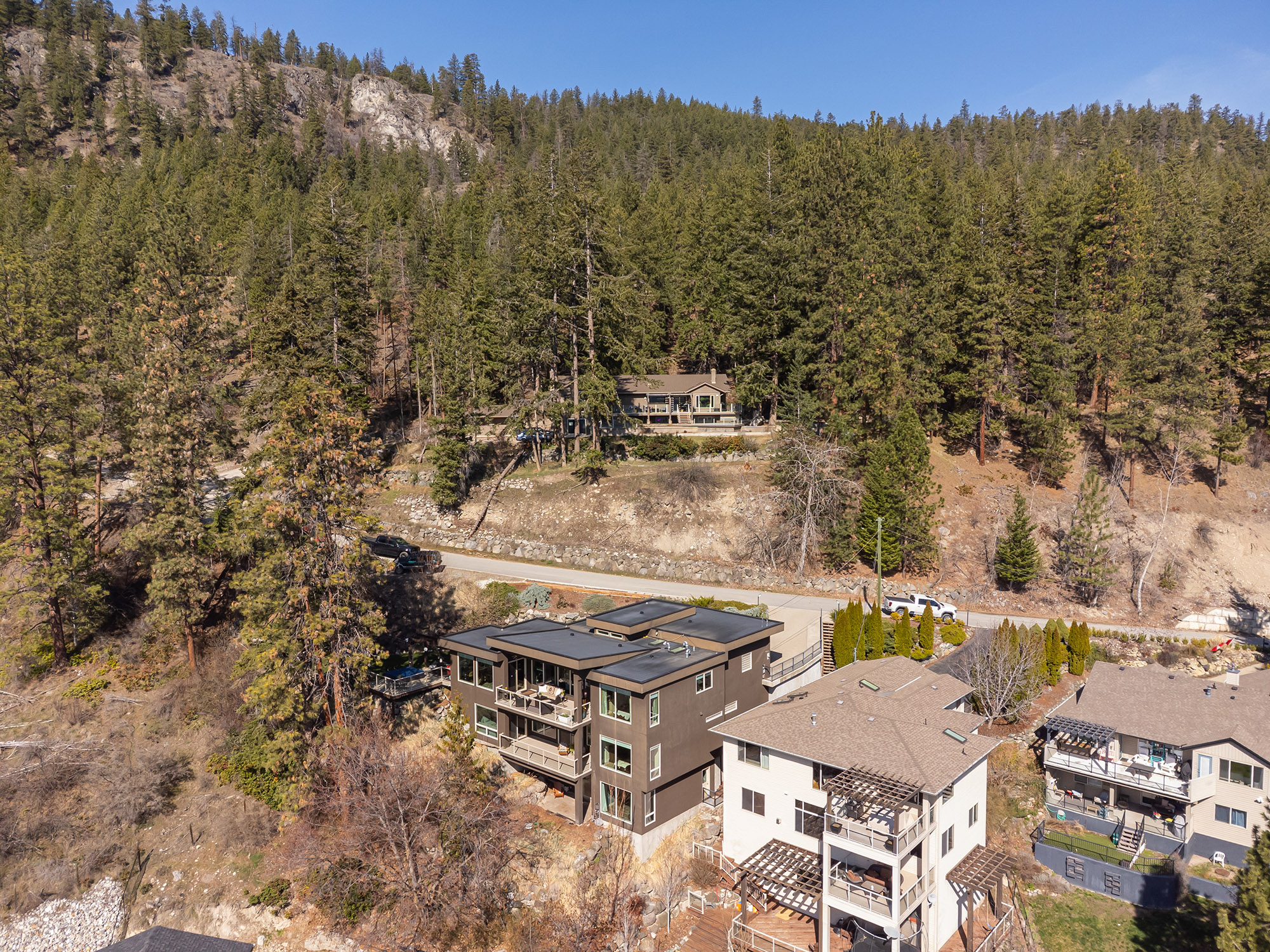 5987 Meldrum Place Peachland V0H 1X4